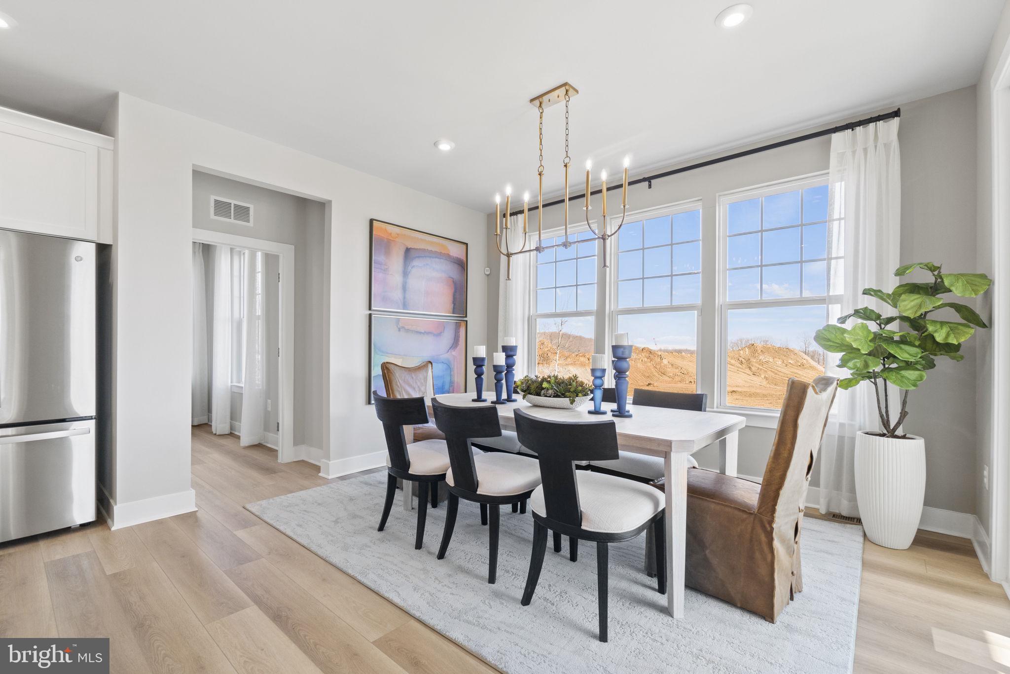 WOODS OVERLOOK AT POTOMAC SHORES - Residential