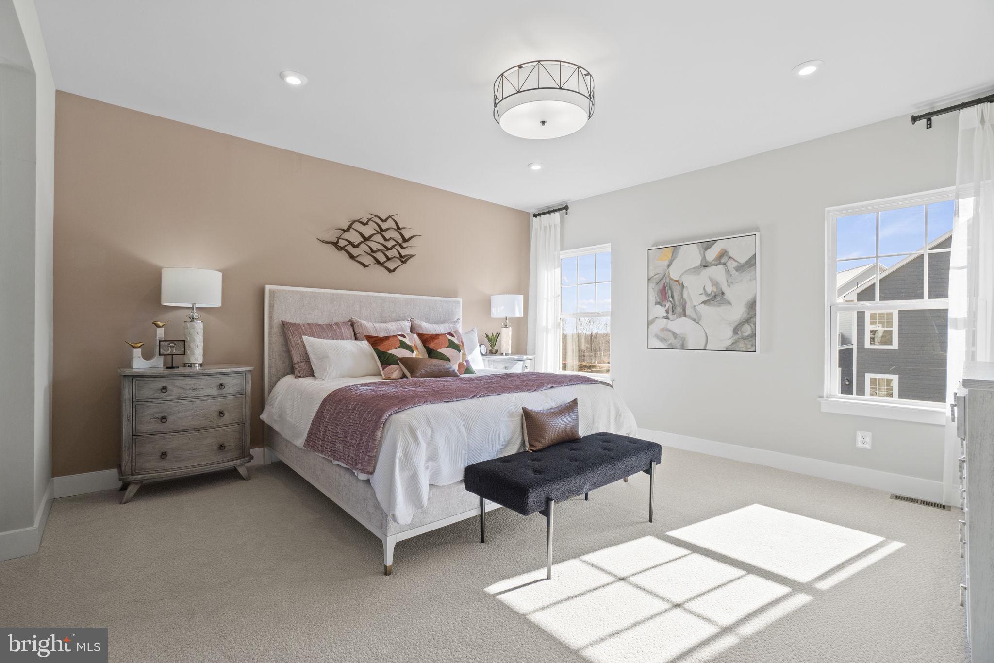 WOODS OVERLOOK AT POTOMAC SHORES - Residential