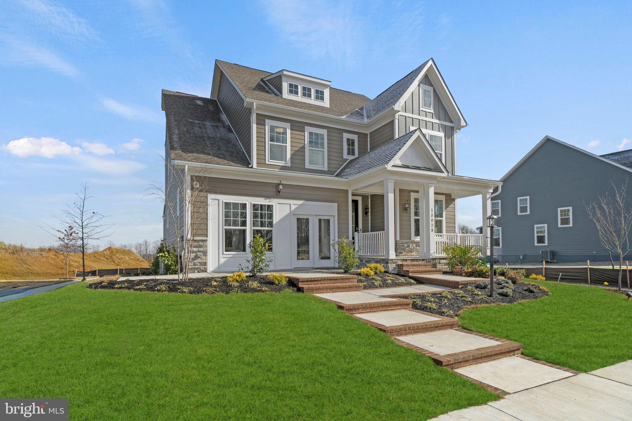 WOODS OVERLOOK AT POTOMAC SHORES - Residential