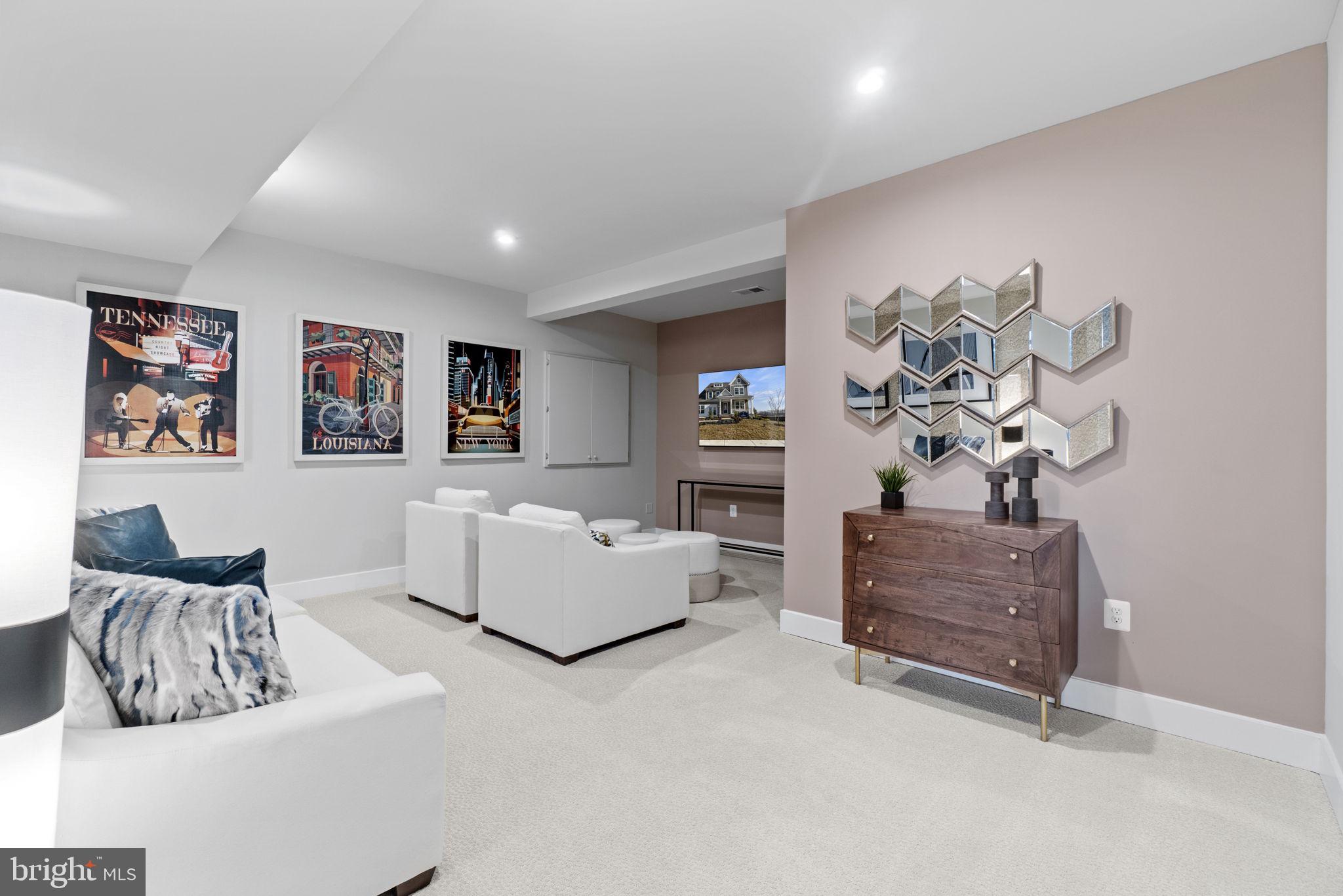 WOODS OVERLOOK AT POTOMAC SHORES - Residential