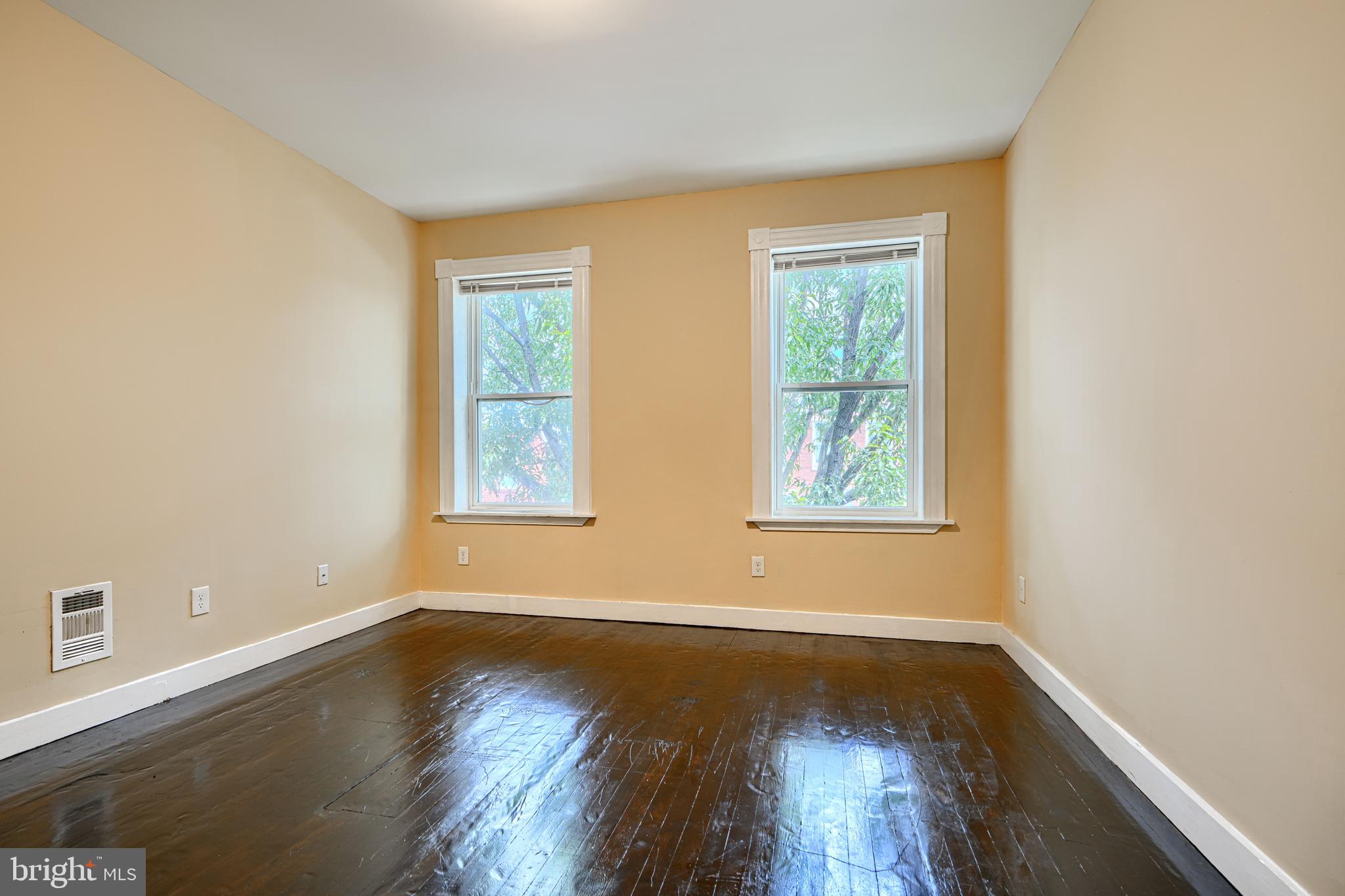 MCELDERRY PARK - Residential Lease