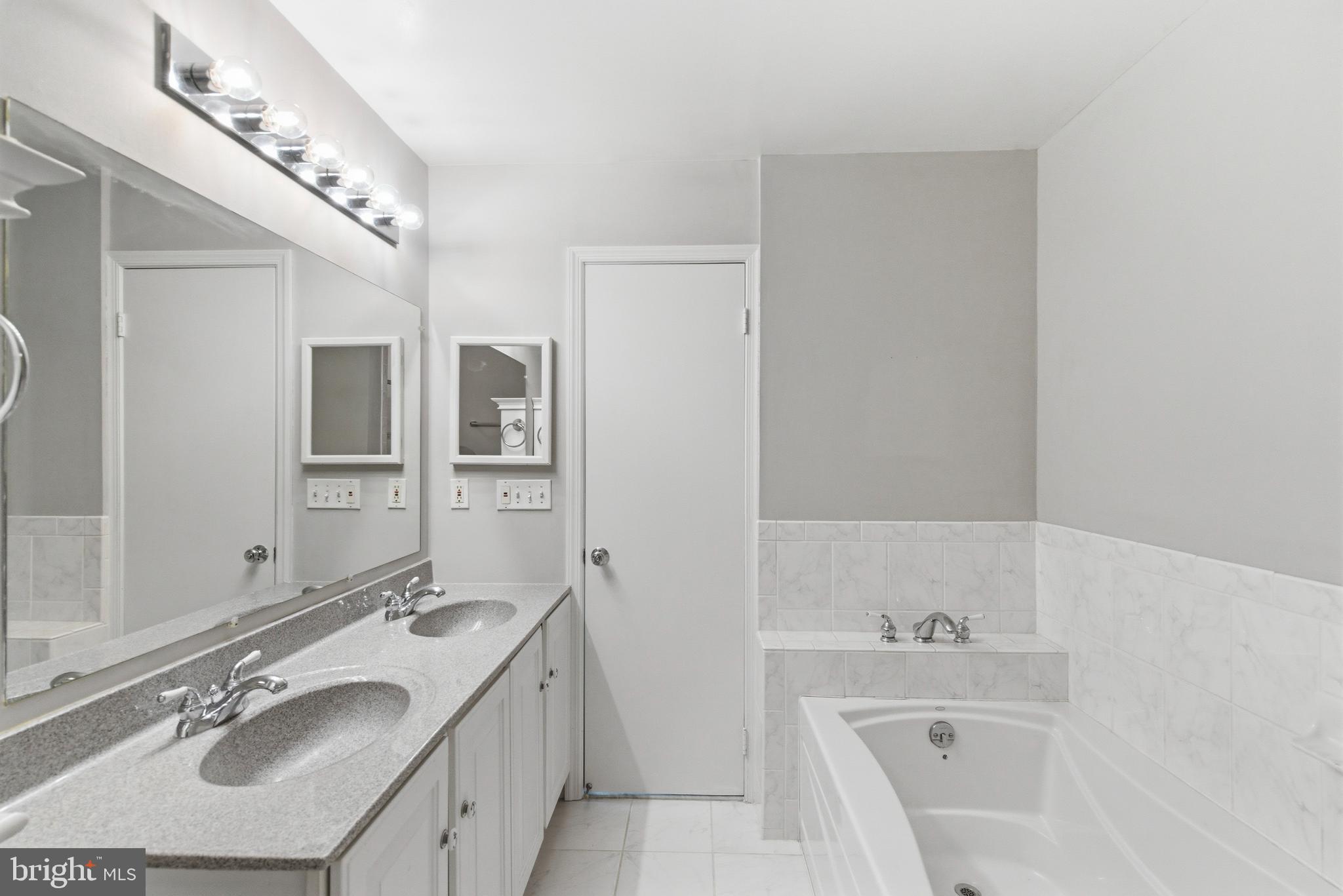 ASPENWOOD - Residential