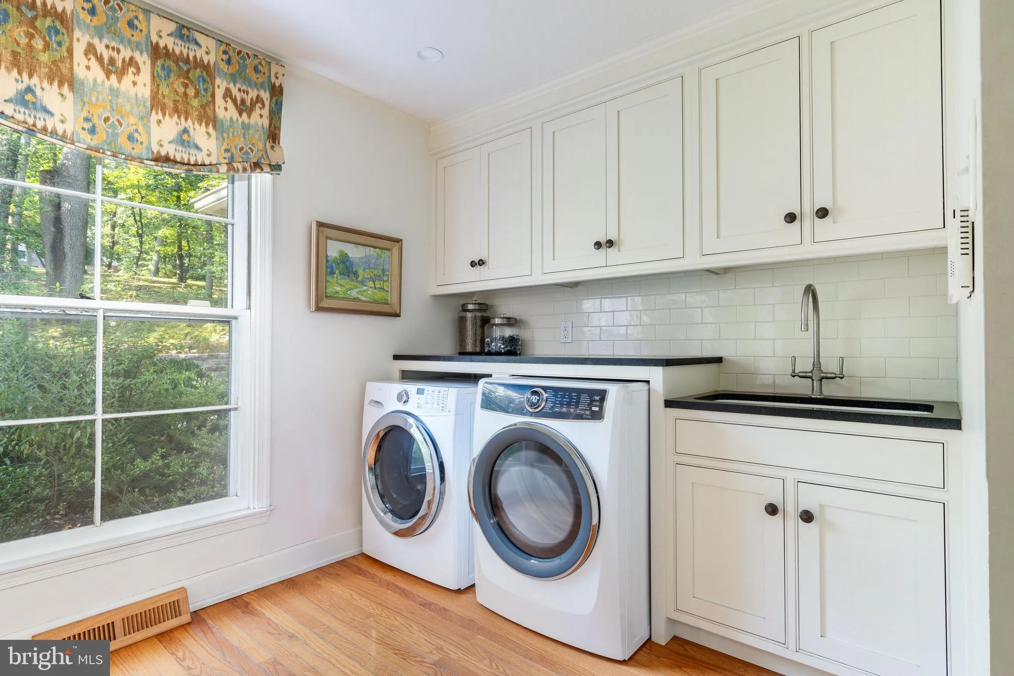 Phoenixville, Pennsylvania 19460, United States, 5 Bedrooms Bedrooms, ,4 BathroomsBathrooms,Residential,Active,180985