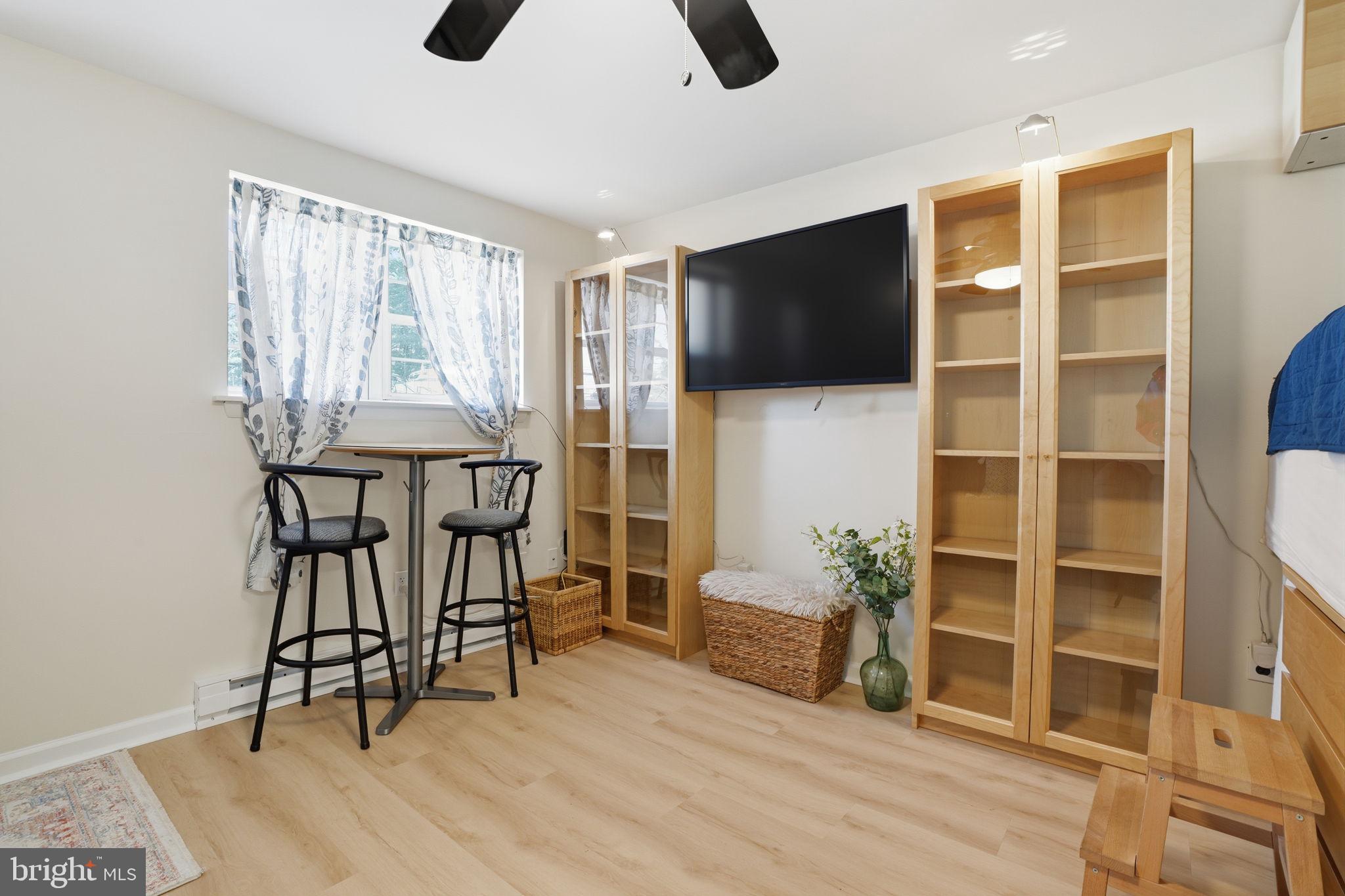 HILLTOP - Residential