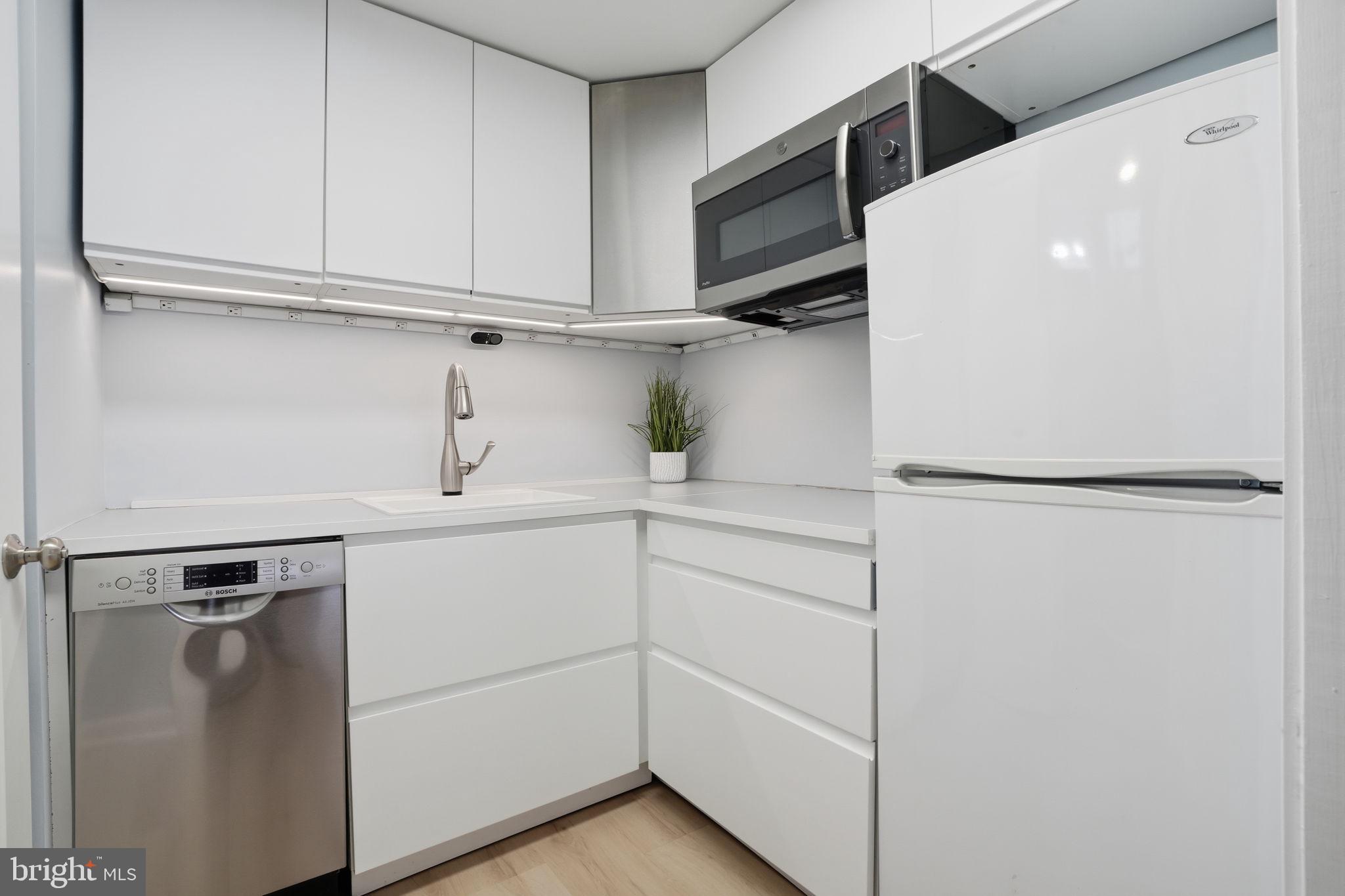 HILLTOP - Residential