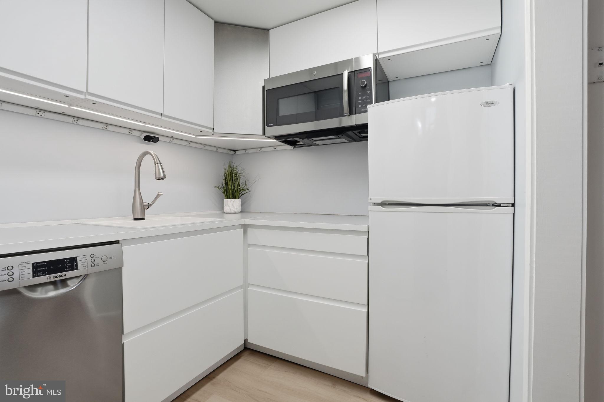 HILLTOP - Residential