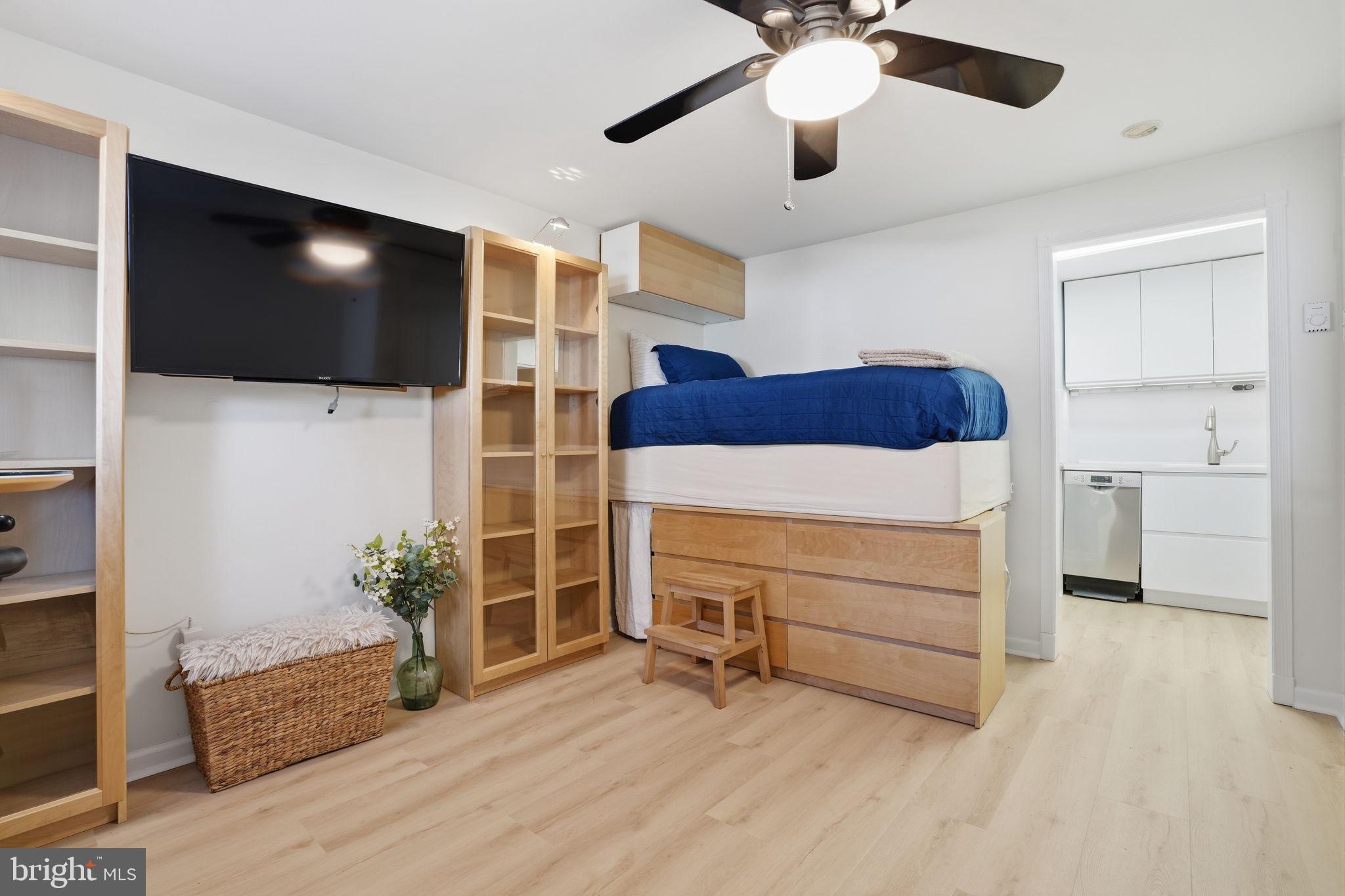 HILLTOP - Residential