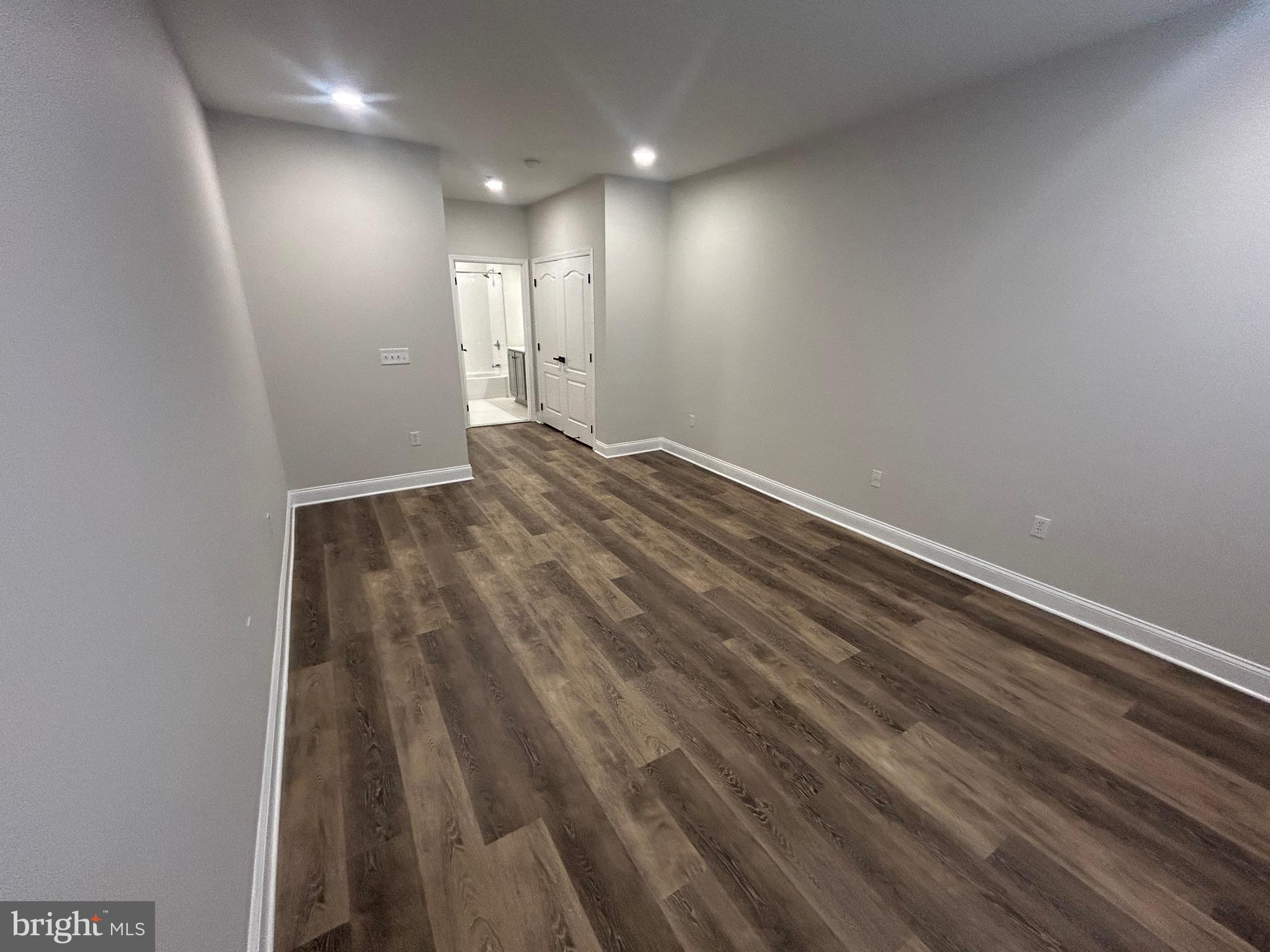 VILLAGE OF RIVER HILL - Residential Lease