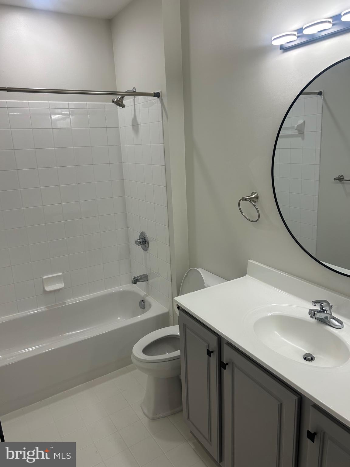 VILLAGE OF RIVER HILL - Residential Lease