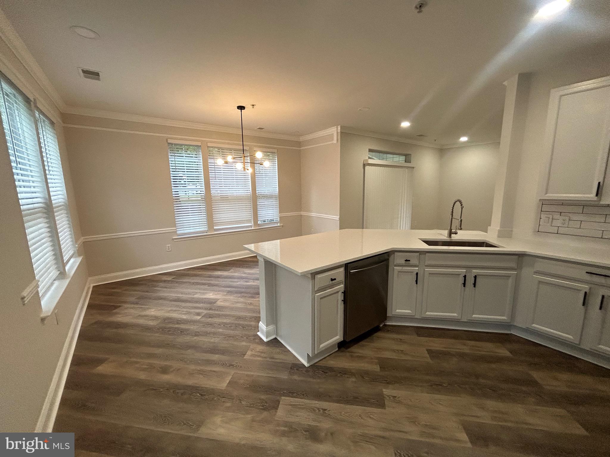 VILLAGE OF RIVER HILL - Residential Lease