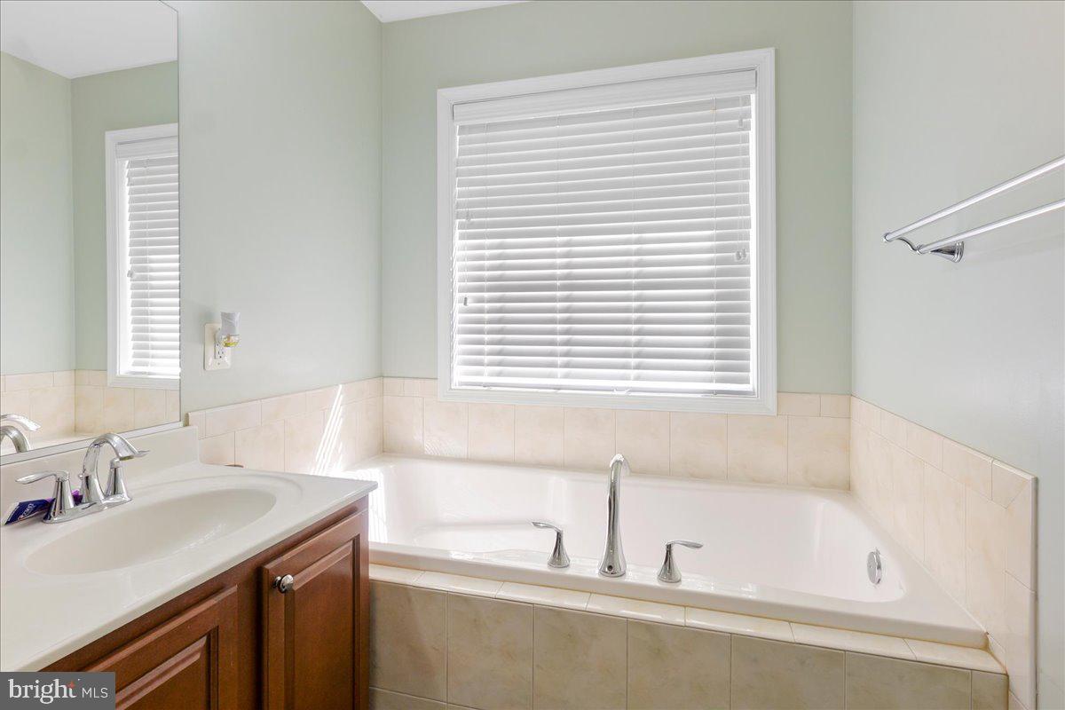 MARLTON TOWN CENTER - Residential