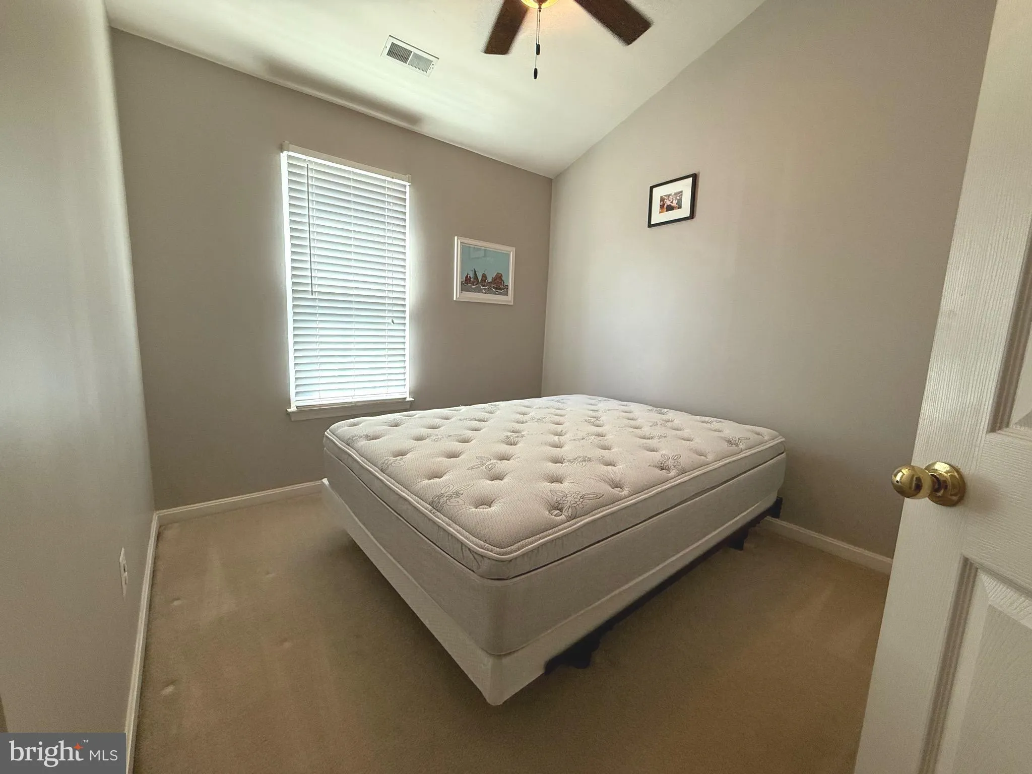 Bristow, Virginia 20136, United States, 3 Bedrooms Bedrooms, ,4 BathroomsBathrooms,Residential,Active,191555