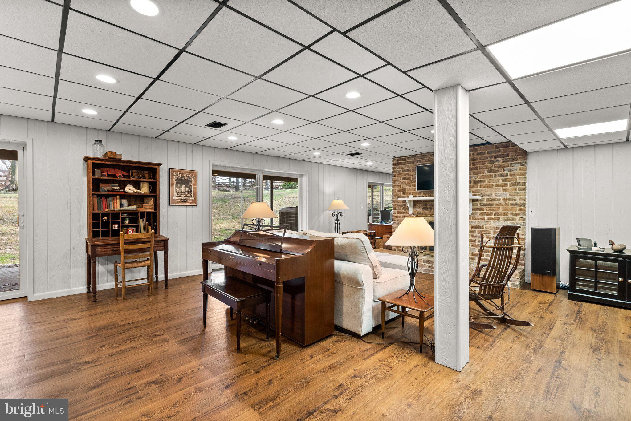 BRINKWOOD ESTATES - Residential