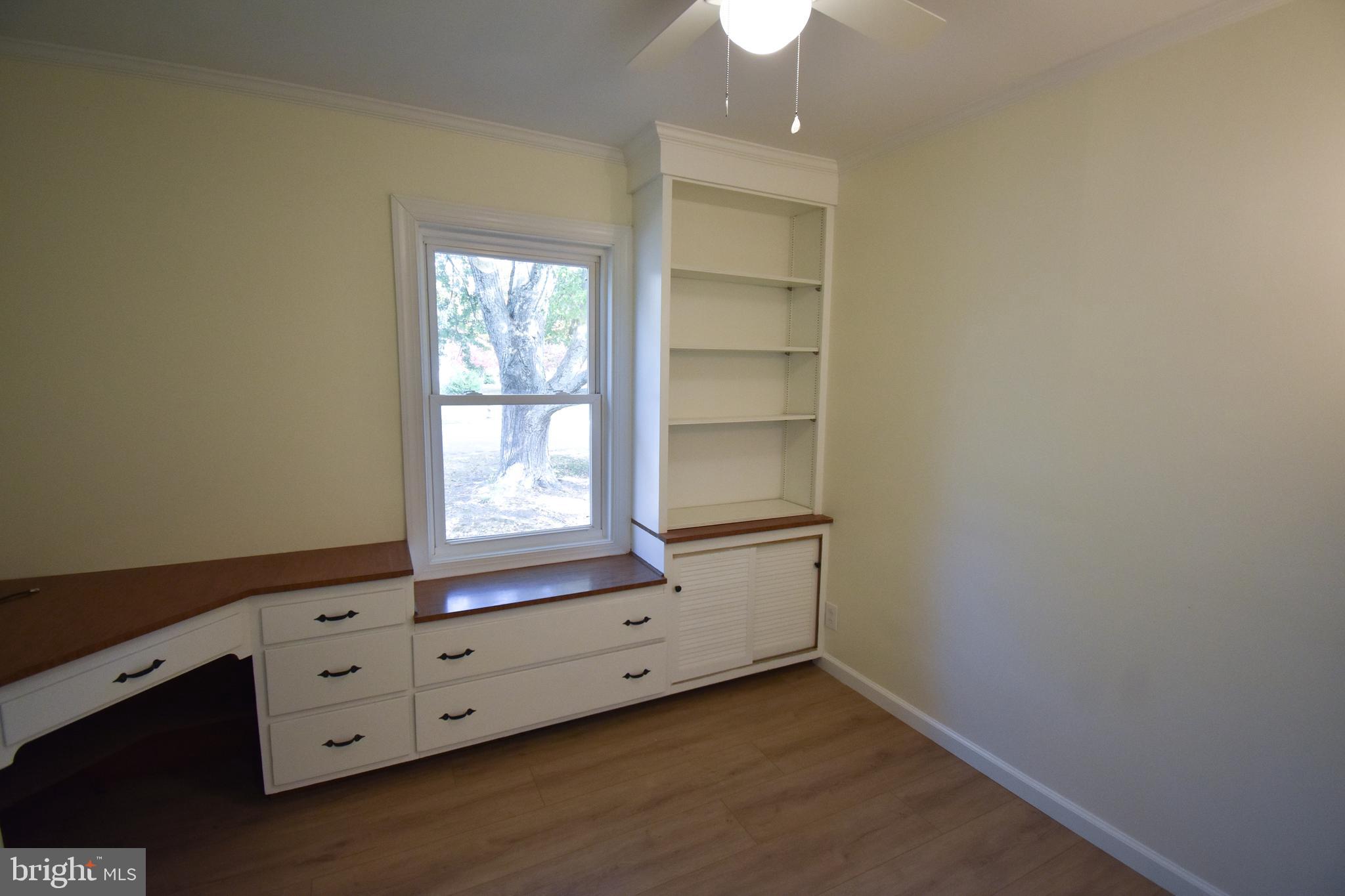 EASTON - Residential