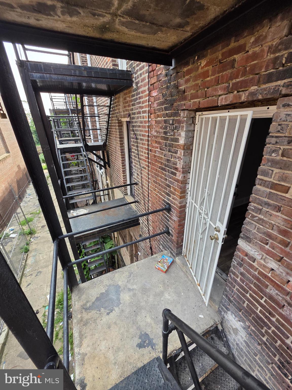 FRANKFORD - Residential Income