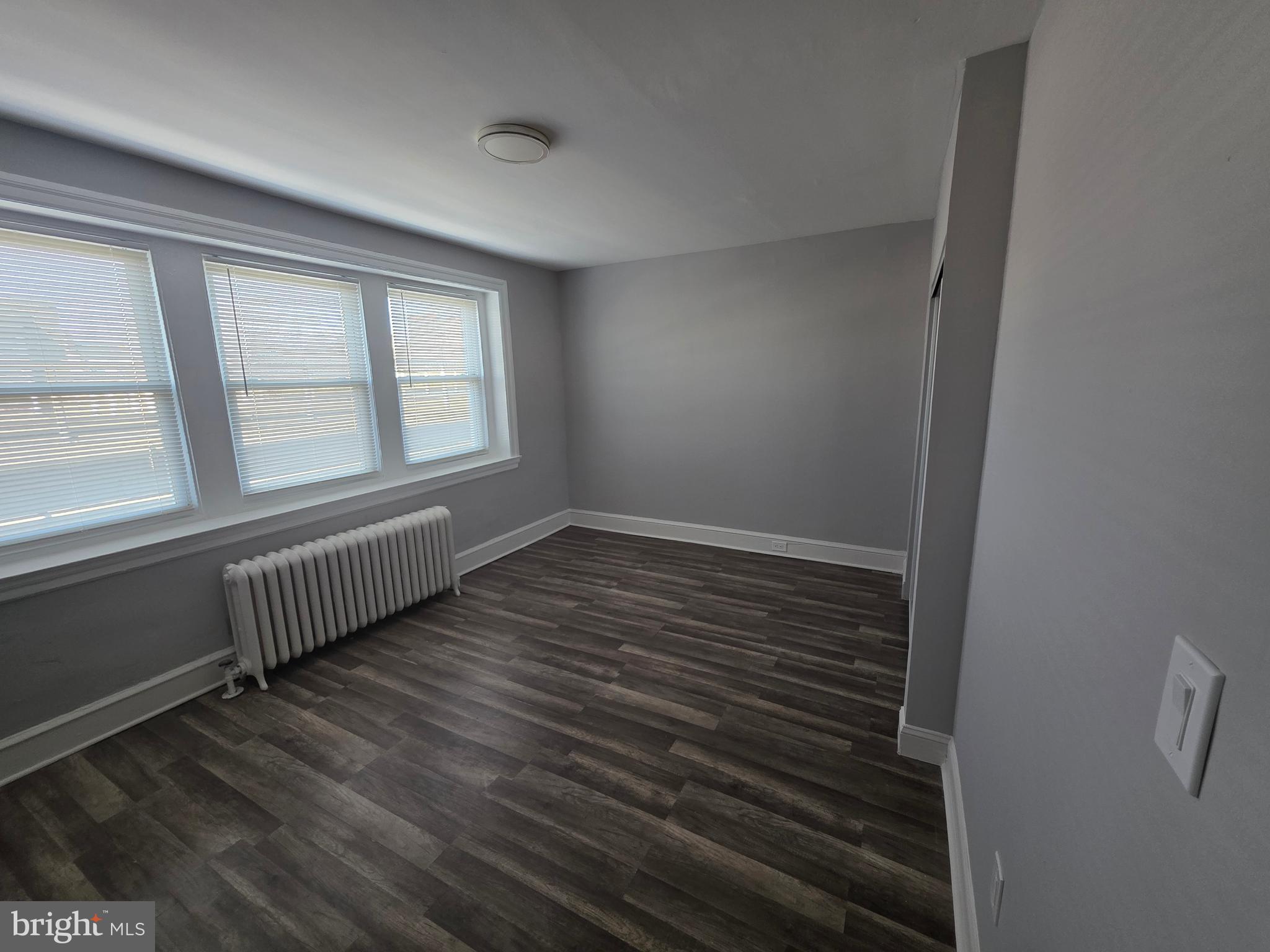 FRANKFORD - Residential Income