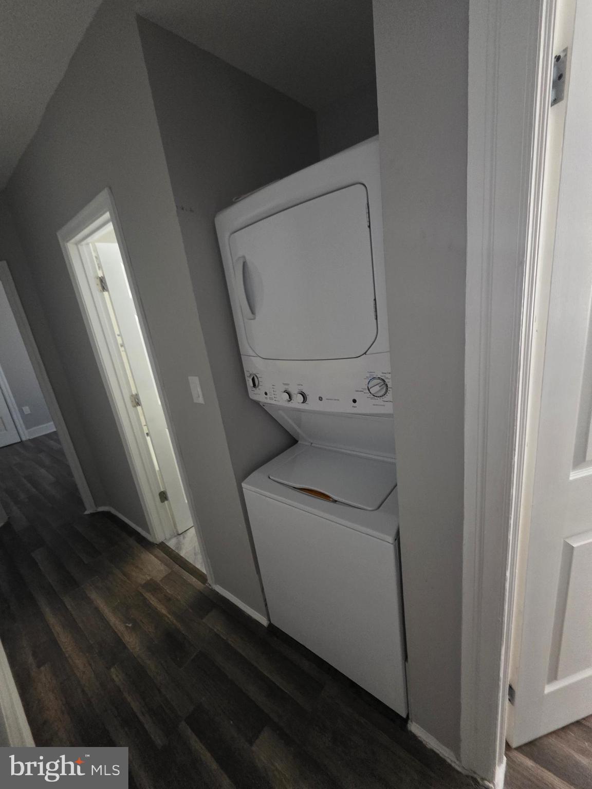 FRANKFORD - Residential Income