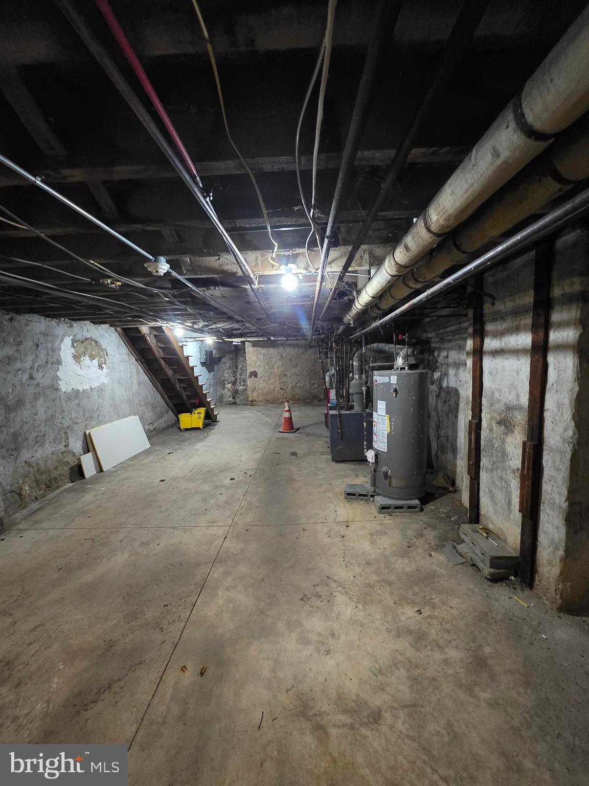 FRANKFORD - Residential Income