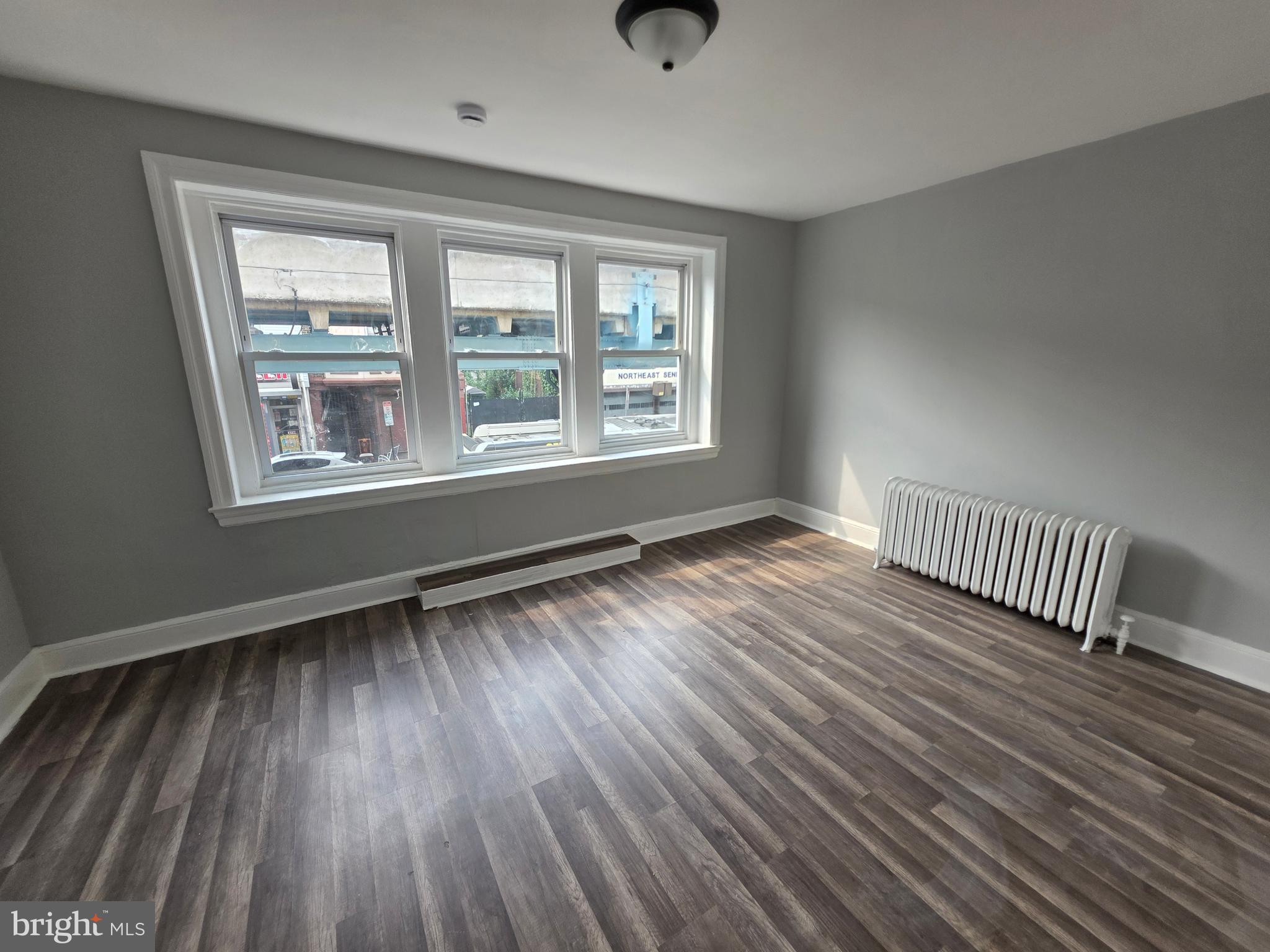 FRANKFORD - Residential Income