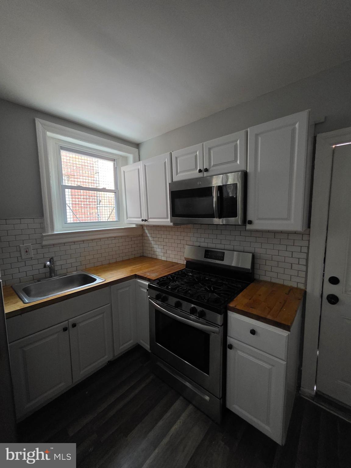 FRANKFORD - Residential Income