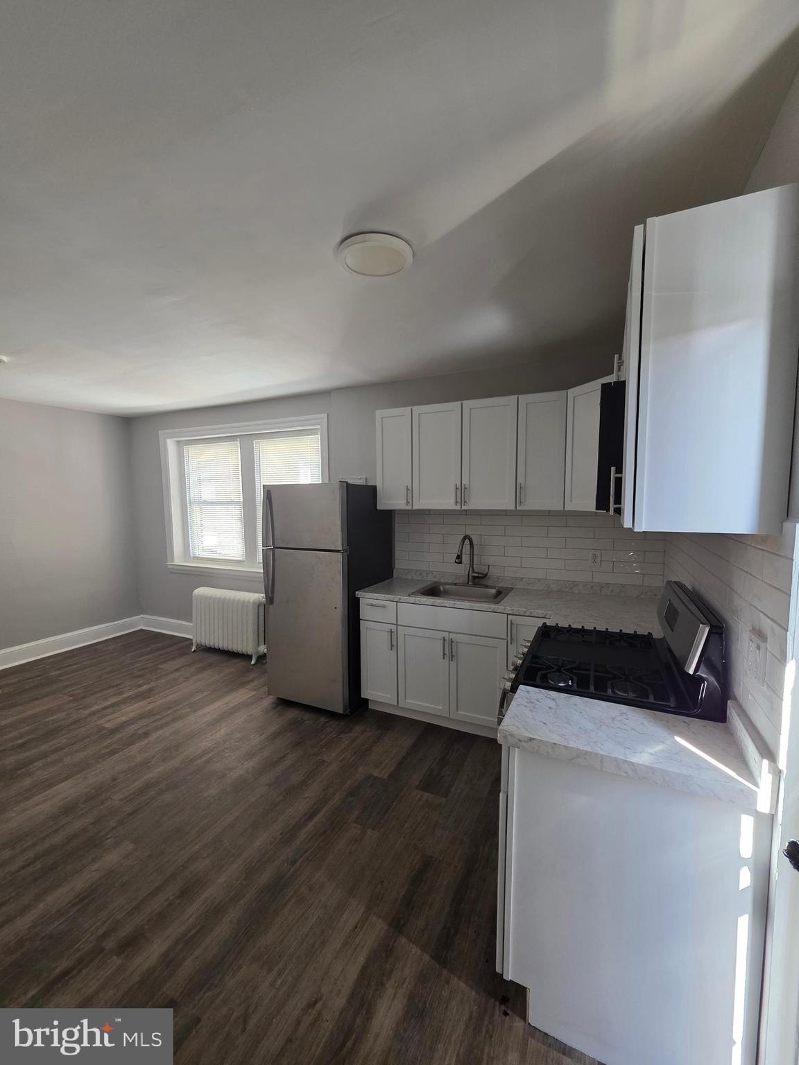 FRANKFORD - Residential Income