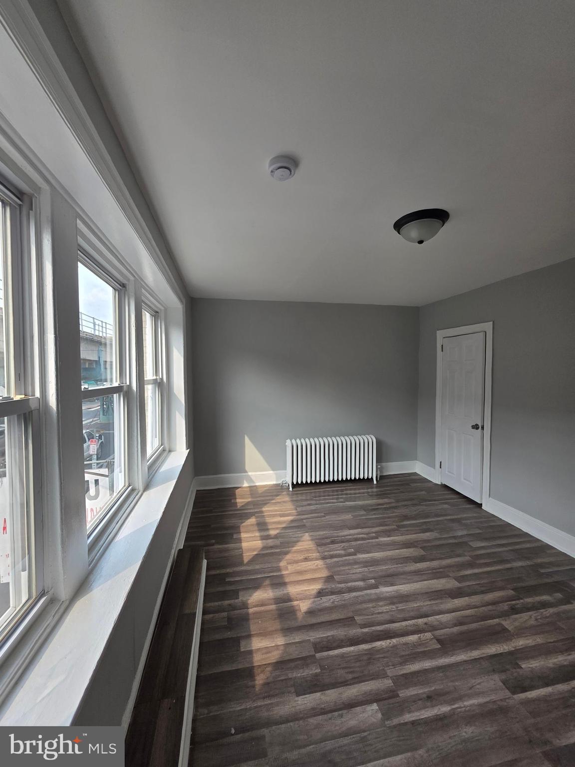 FRANKFORD - Residential Income