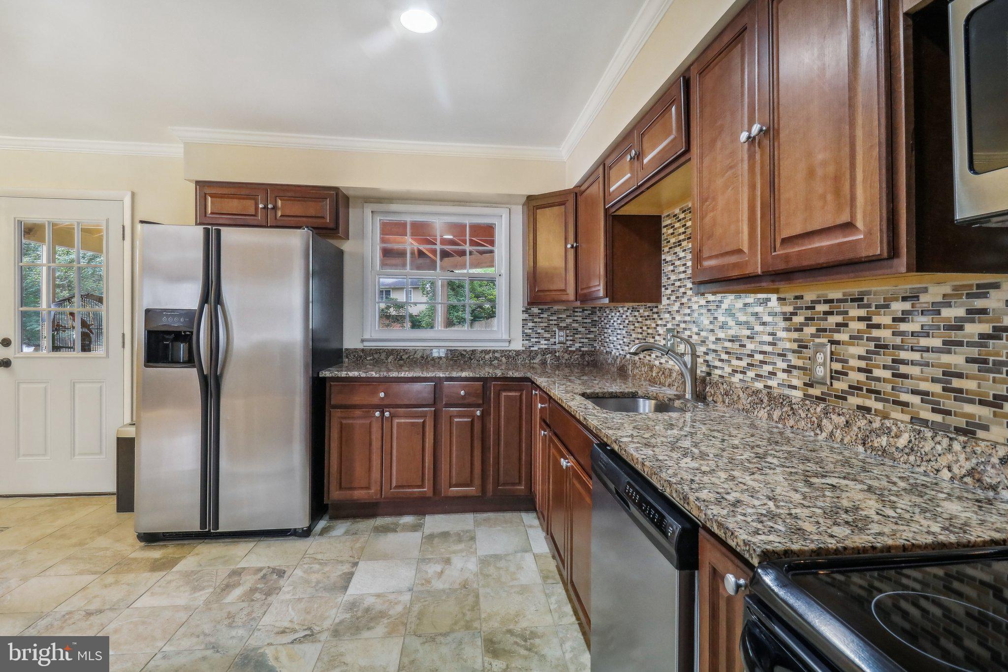 RIVERSIDE ESTATES - Residential