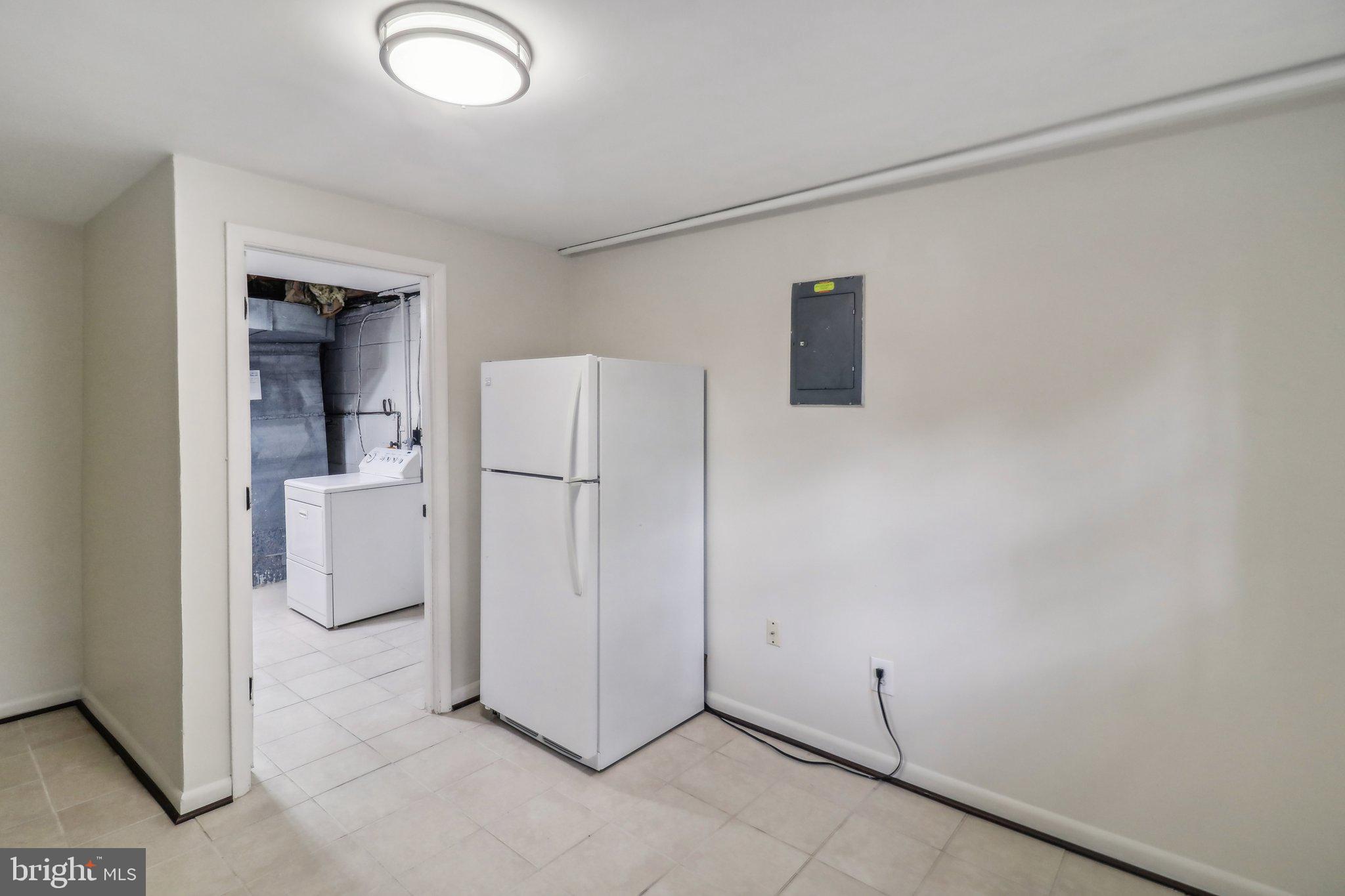 RIVERSIDE ESTATES - Residential