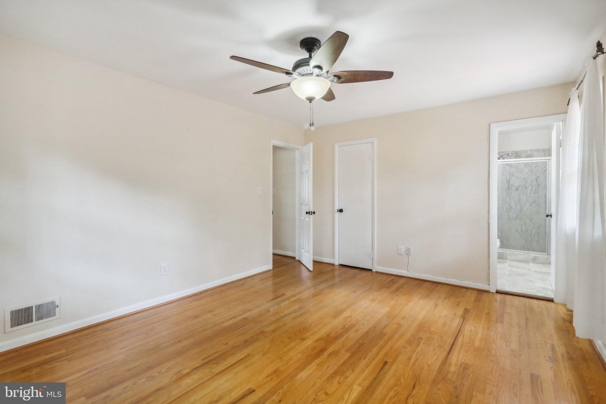 RIVERSIDE ESTATES - Residential