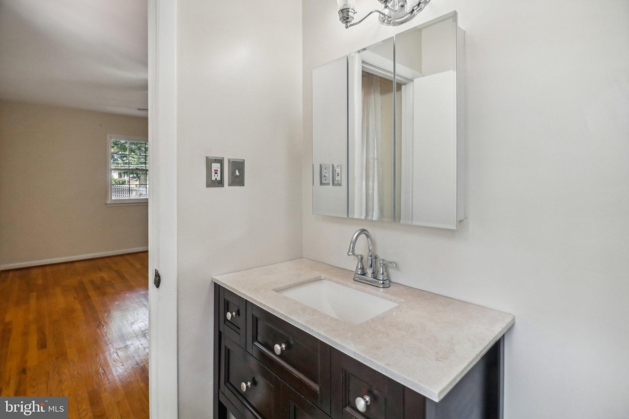 RIVERSIDE ESTATES - Residential