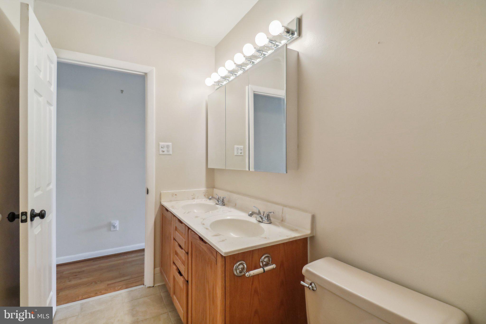 RIVERSIDE ESTATES - Residential