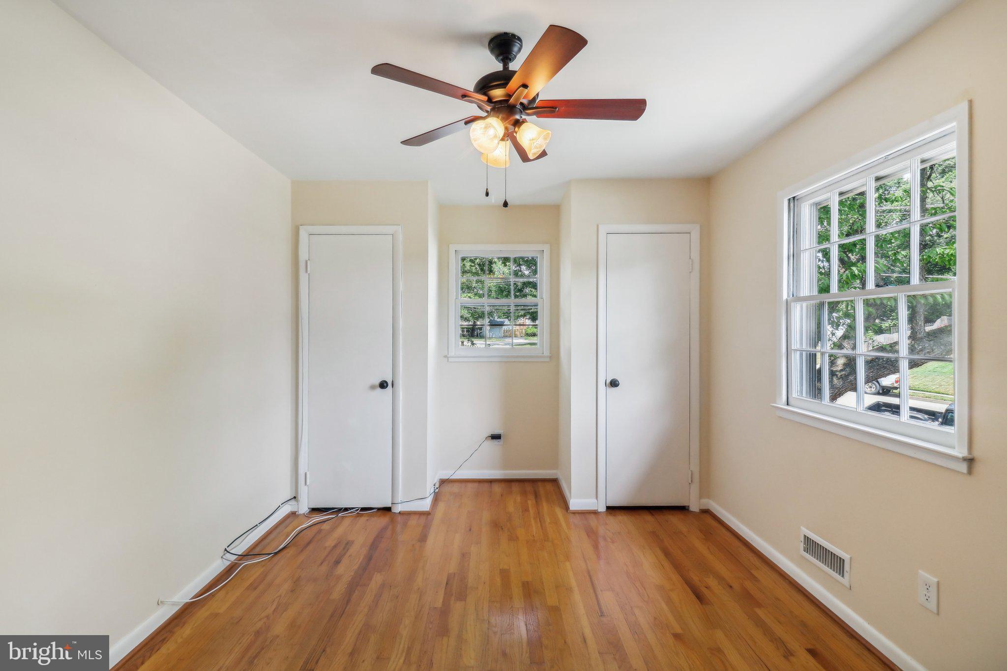 RIVERSIDE ESTATES - Residential