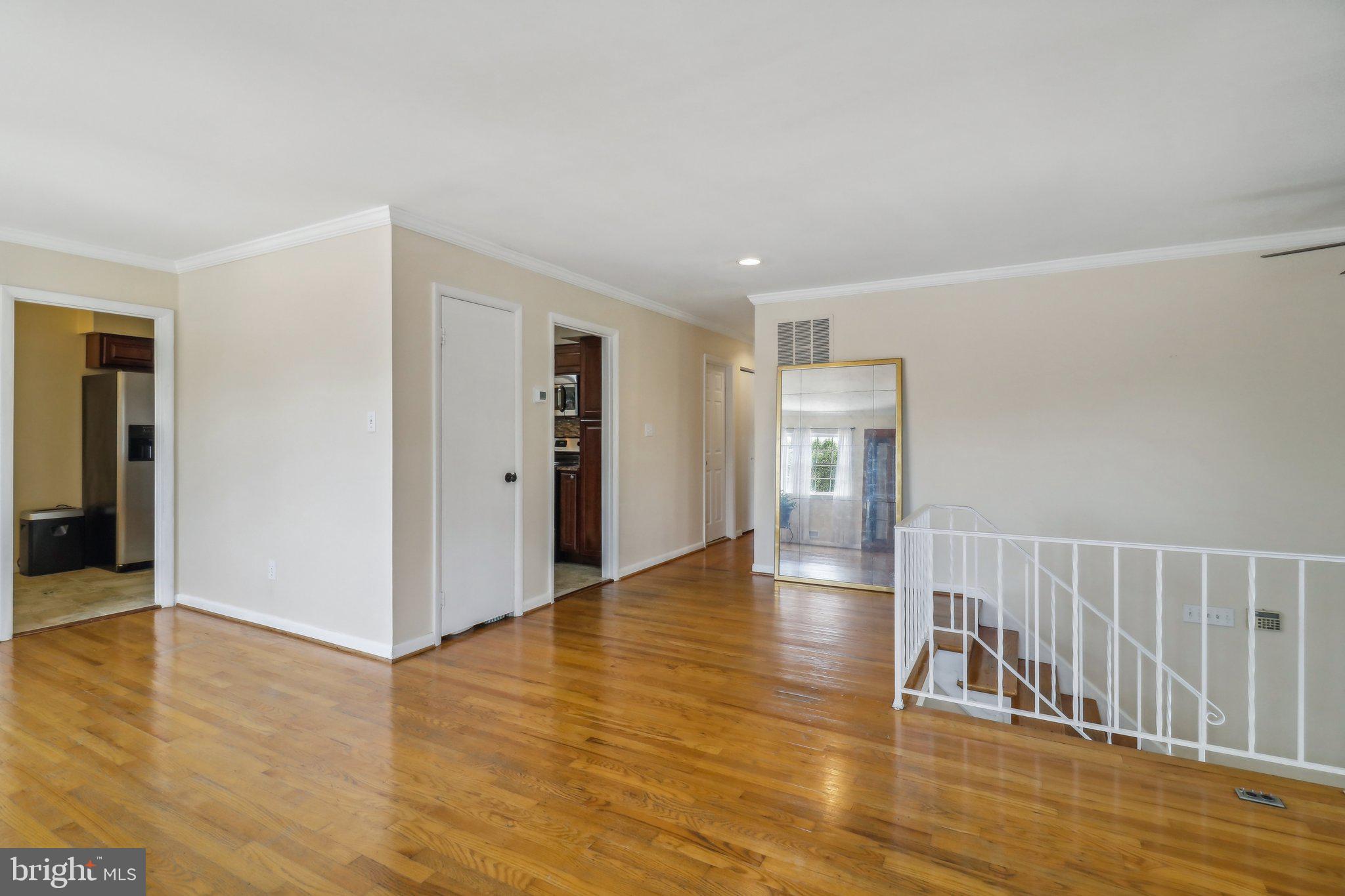 RIVERSIDE ESTATES - Residential