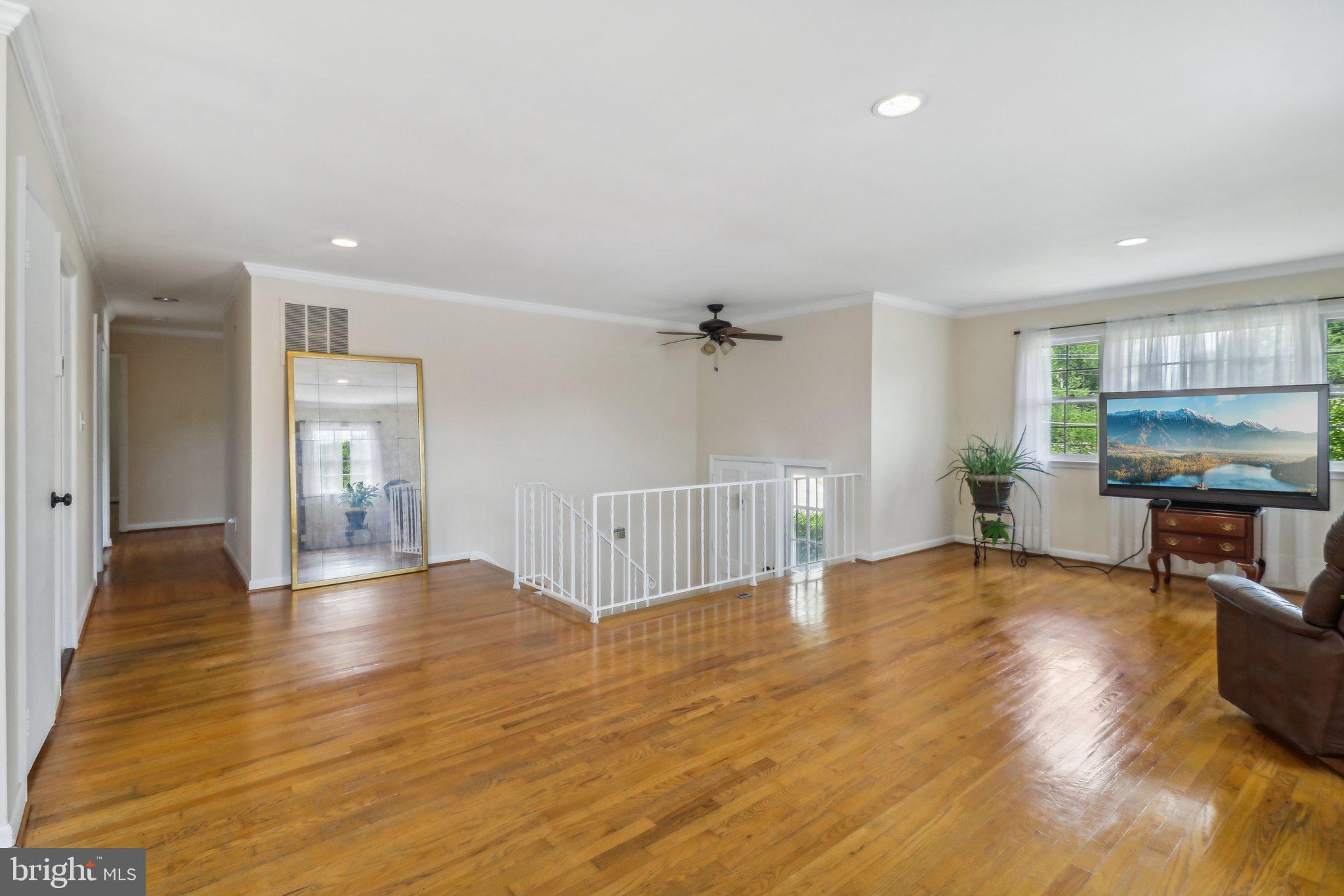 RIVERSIDE ESTATES - Residential