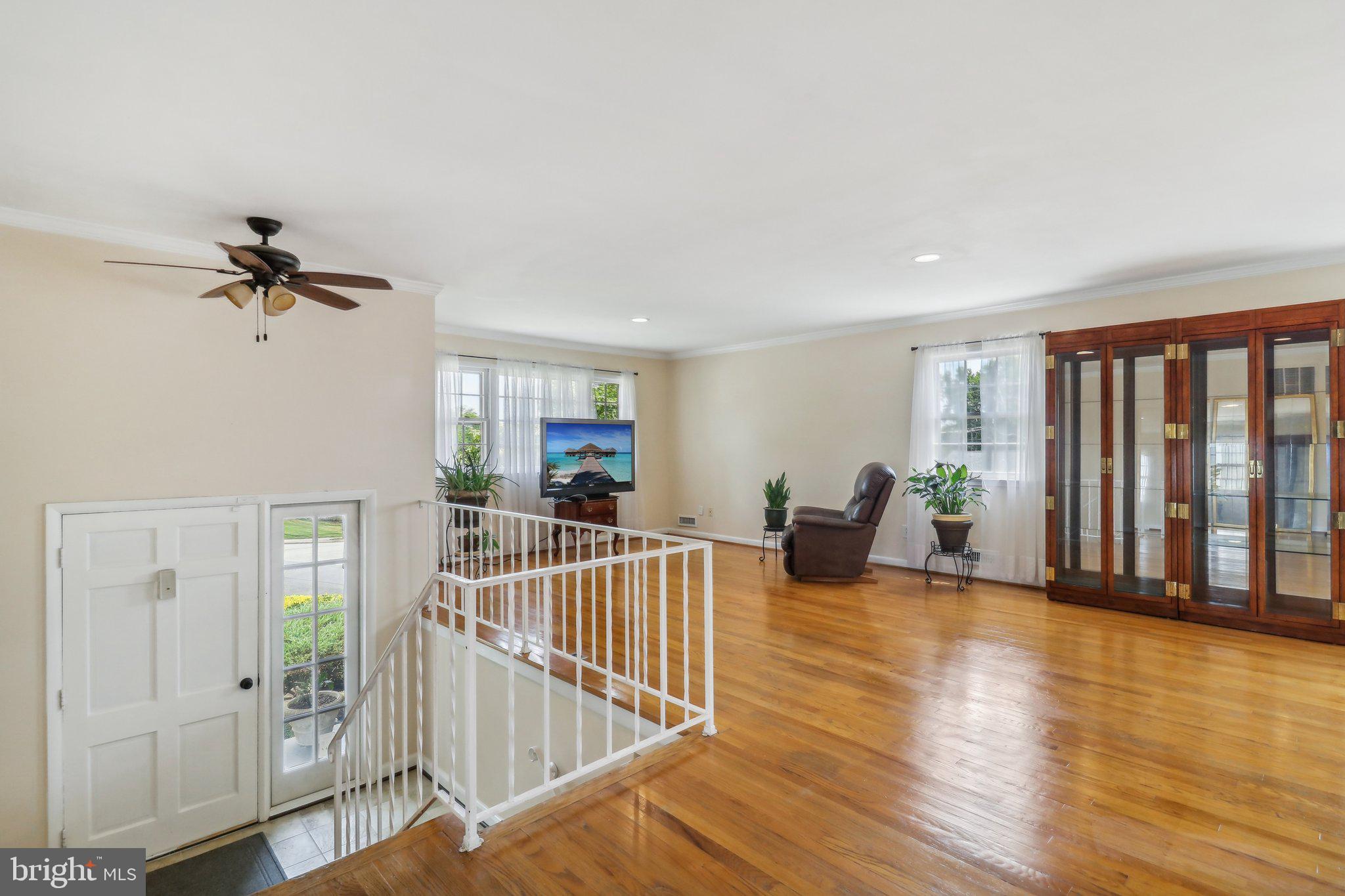 RIVERSIDE ESTATES - Residential