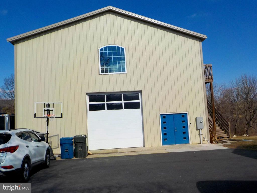 Photo of 65 Campbell Road, YORK, PA 17402 (MLS # PAYK2076042)