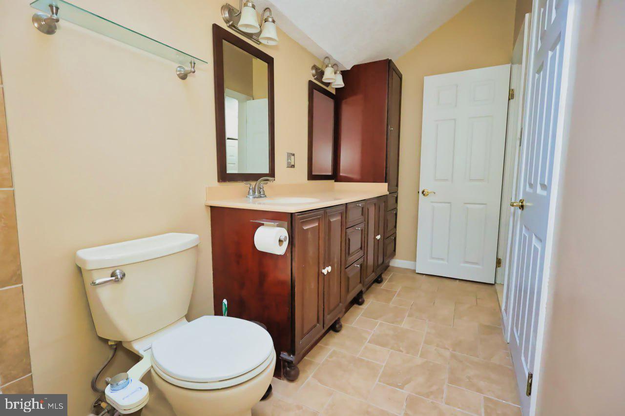 BROOKHURST - Residential