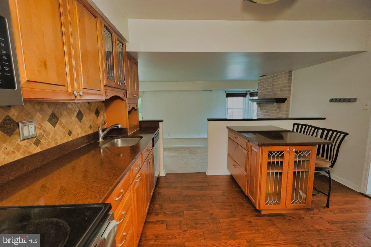BROOKHURST - Residential