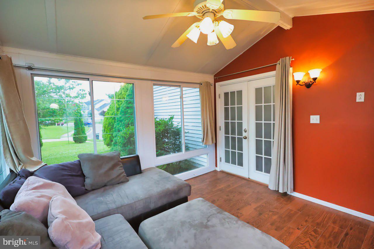BROOKHURST - Residential