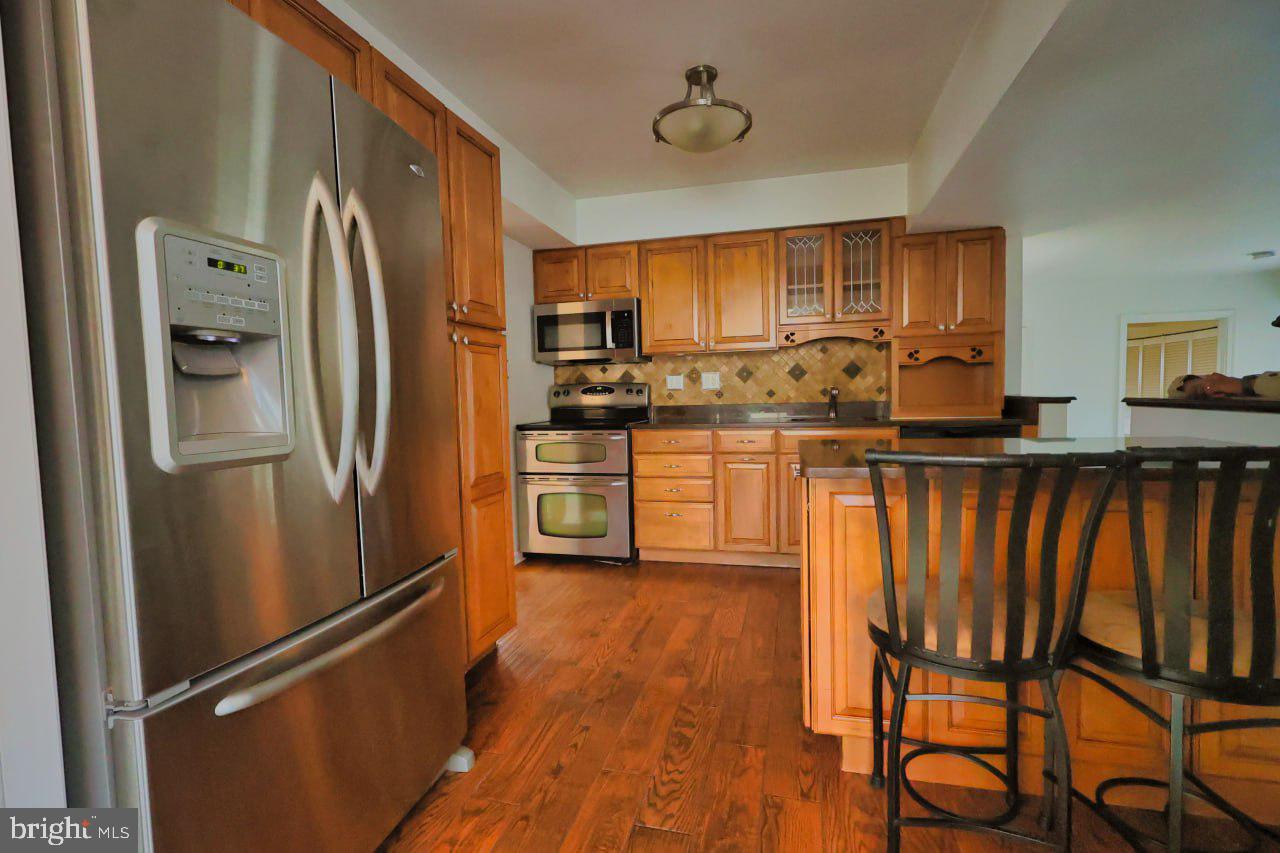 BROOKHURST - Residential