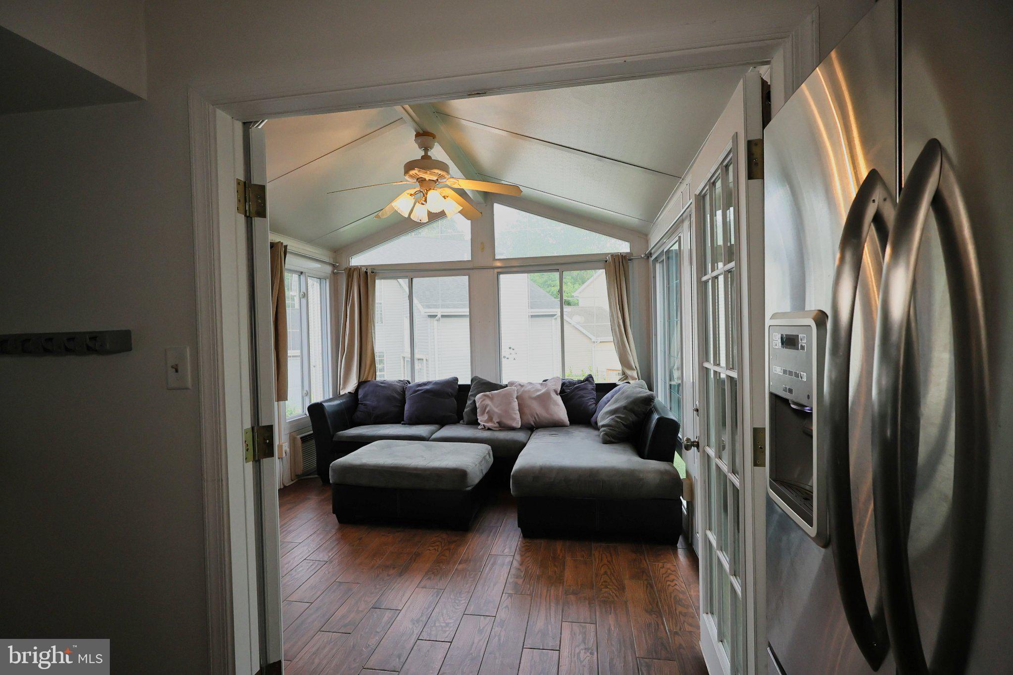 BROOKHURST - Residential