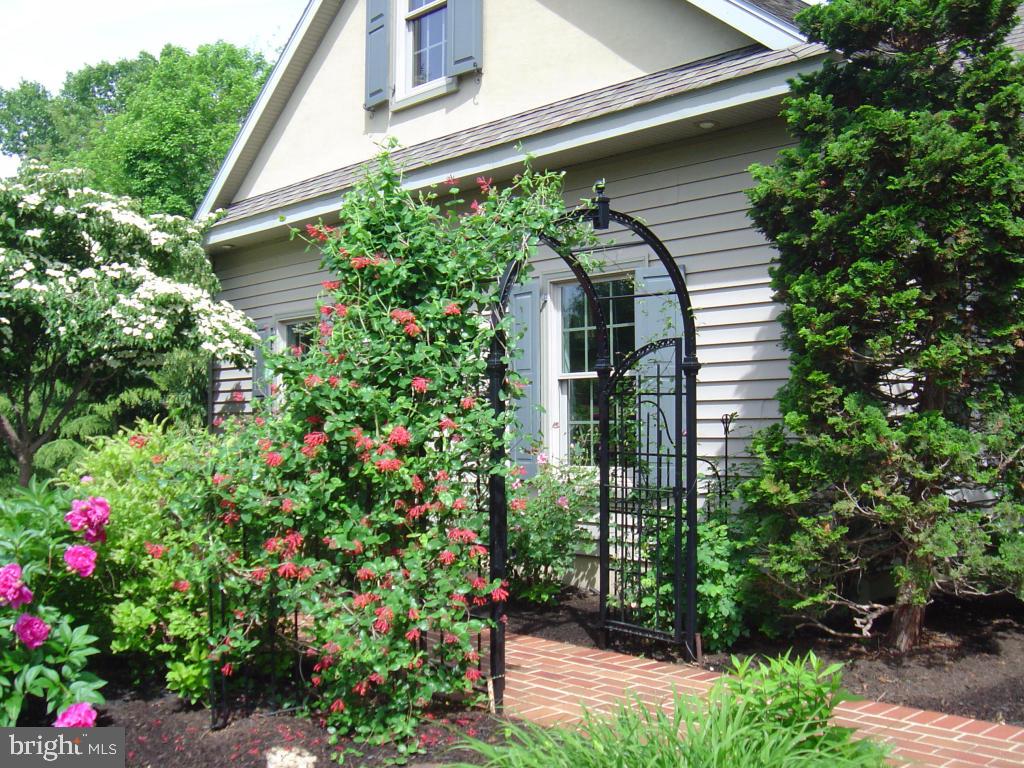 EAGLE RIDGE - Residential