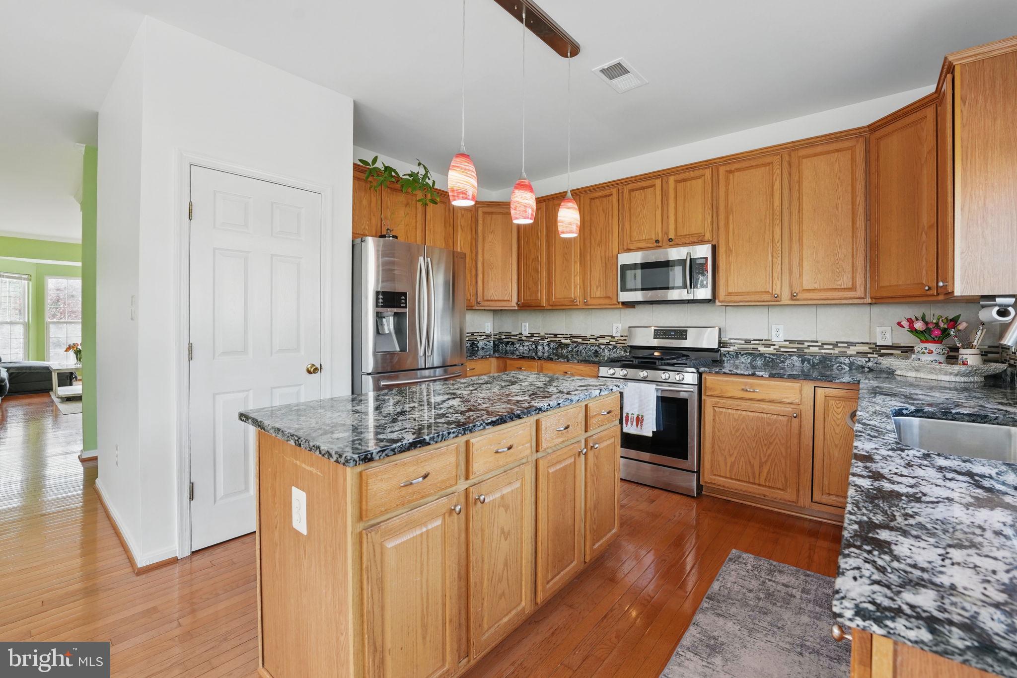 SPRING LAKES - Residential