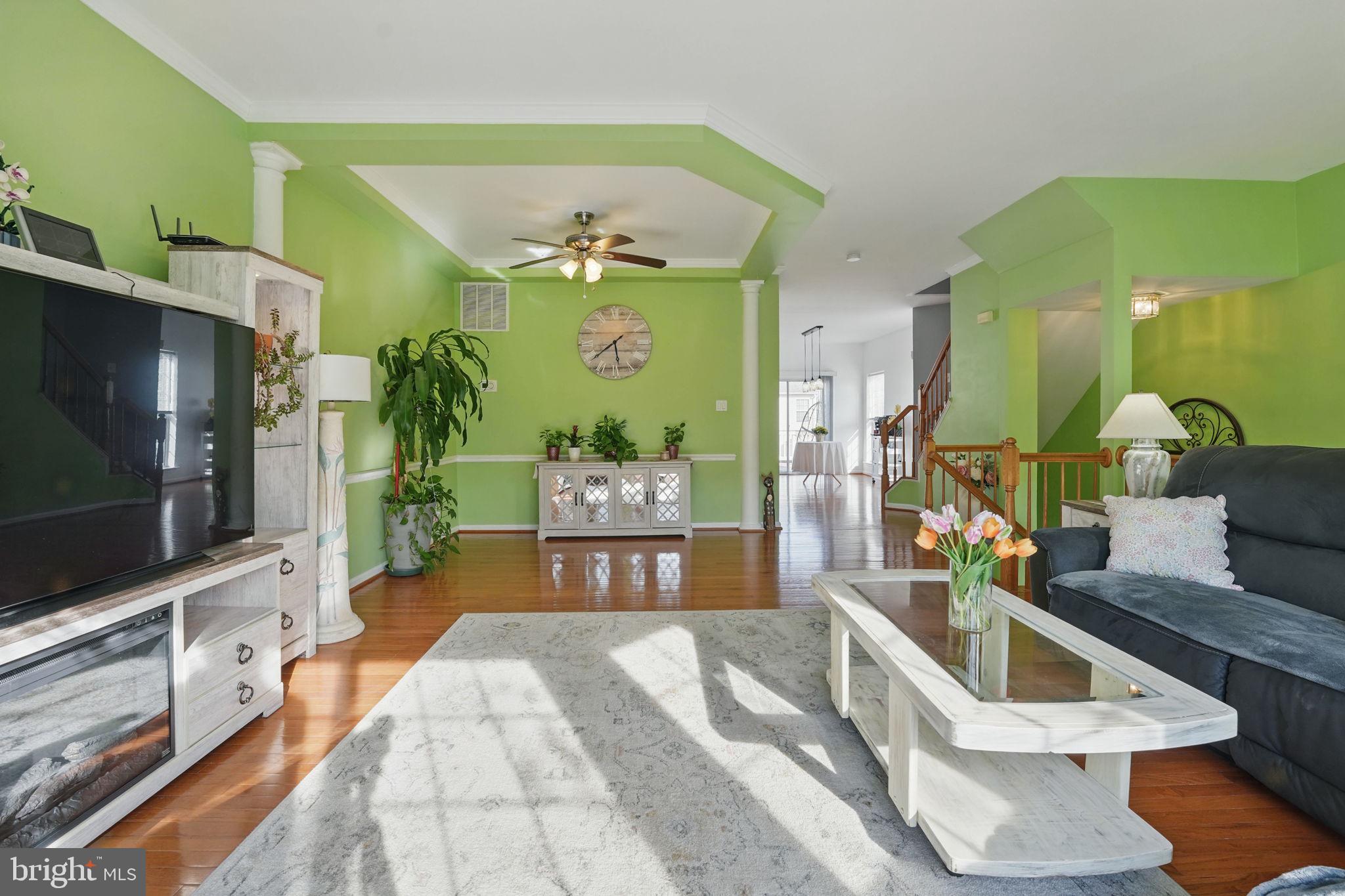 SPRING LAKES - Residential