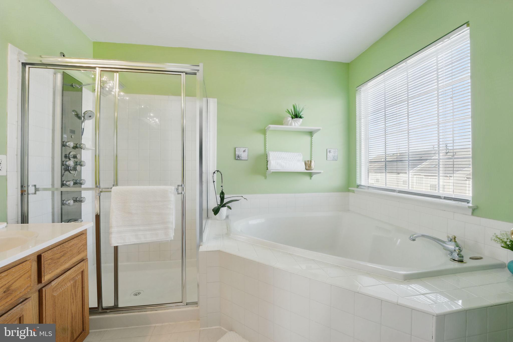 SPRING LAKES - Residential