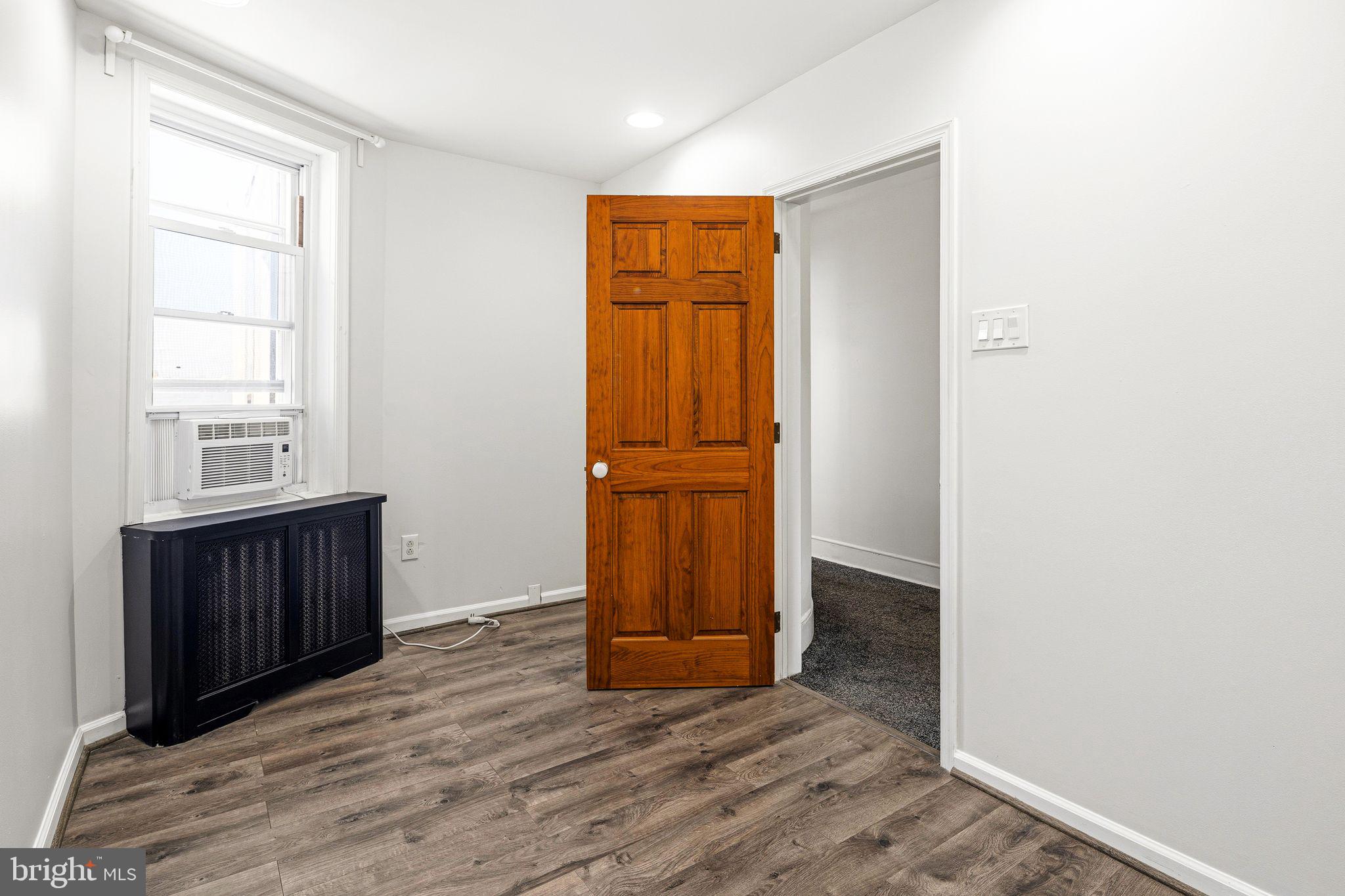 PORT RICHMOND - Residential