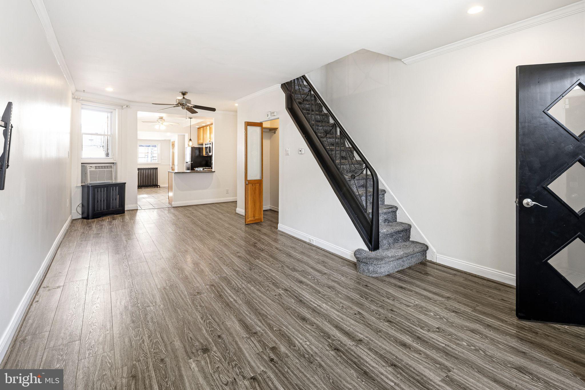 PORT RICHMOND - Residential