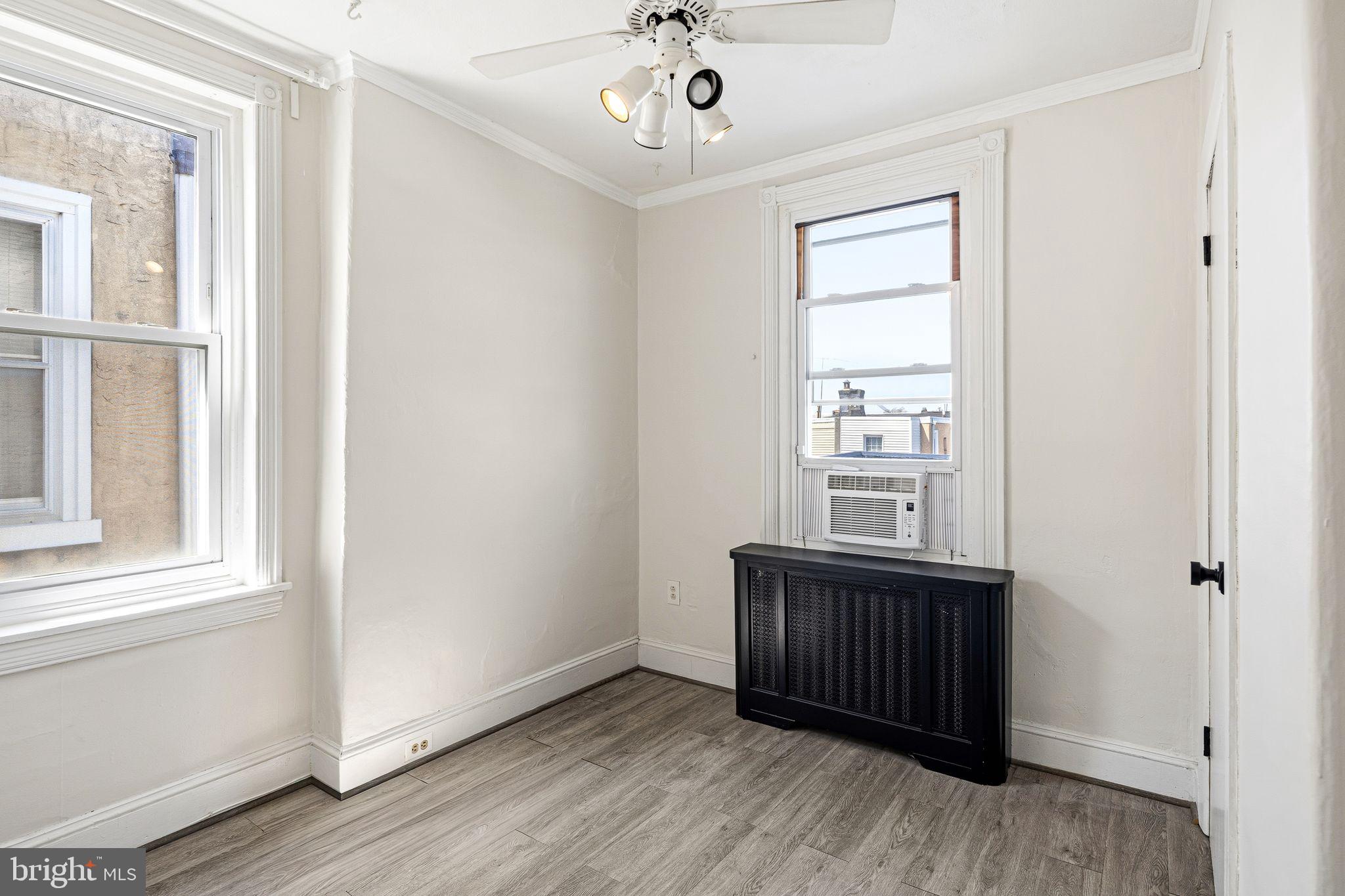 PORT RICHMOND - Residential