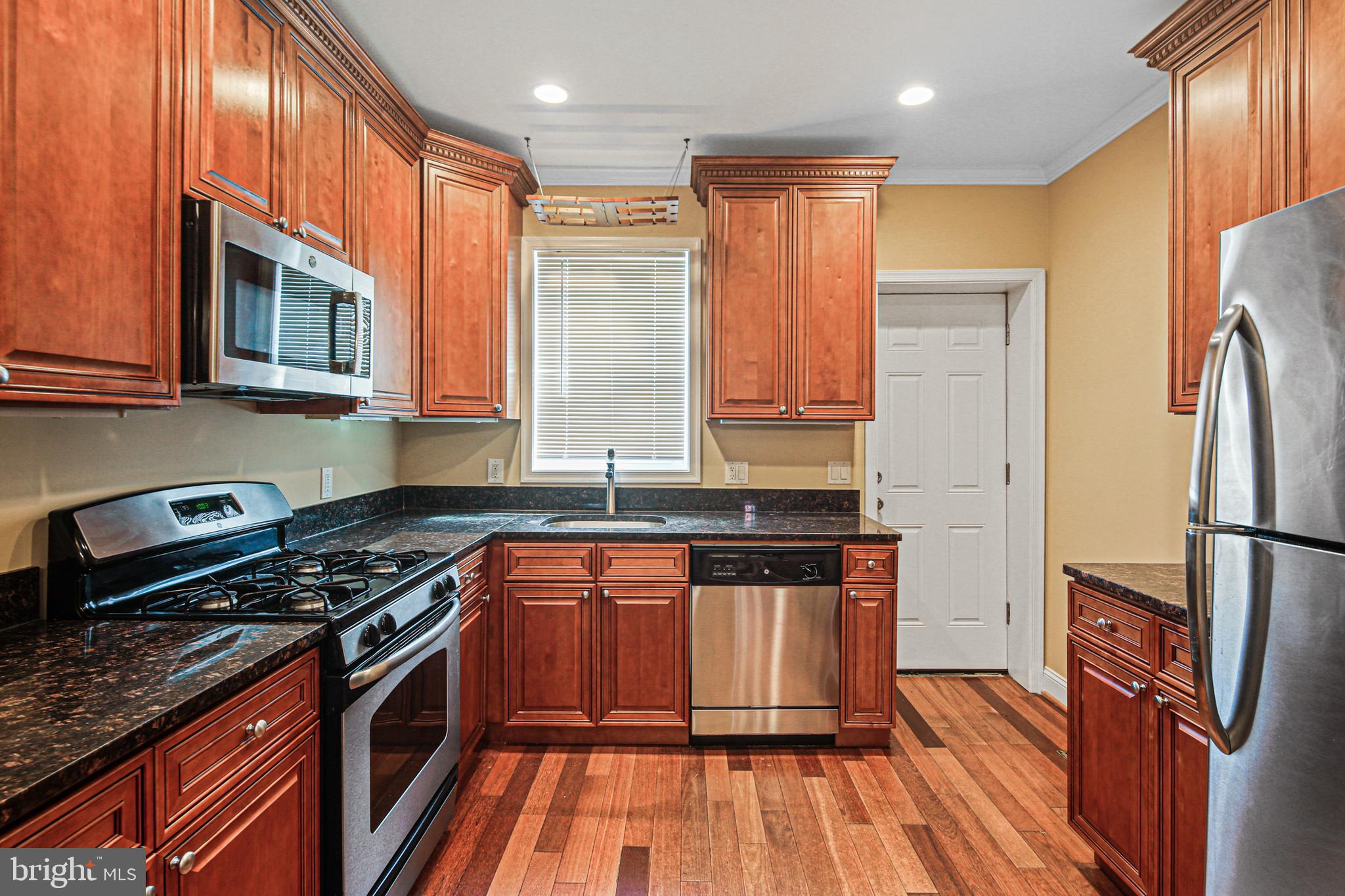 WASHINGTON VILLAGE - Residential