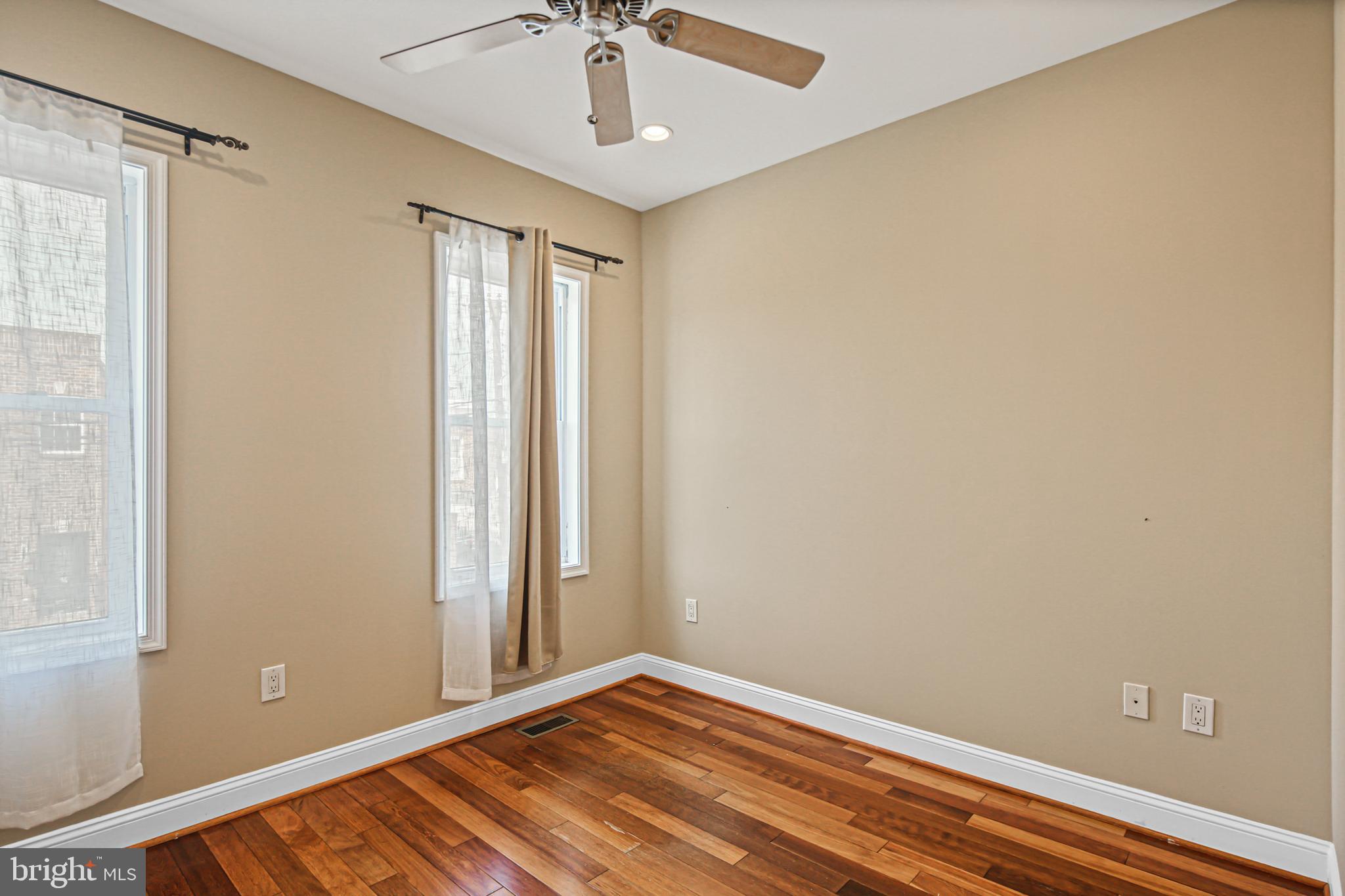 WASHINGTON VILLAGE - Residential